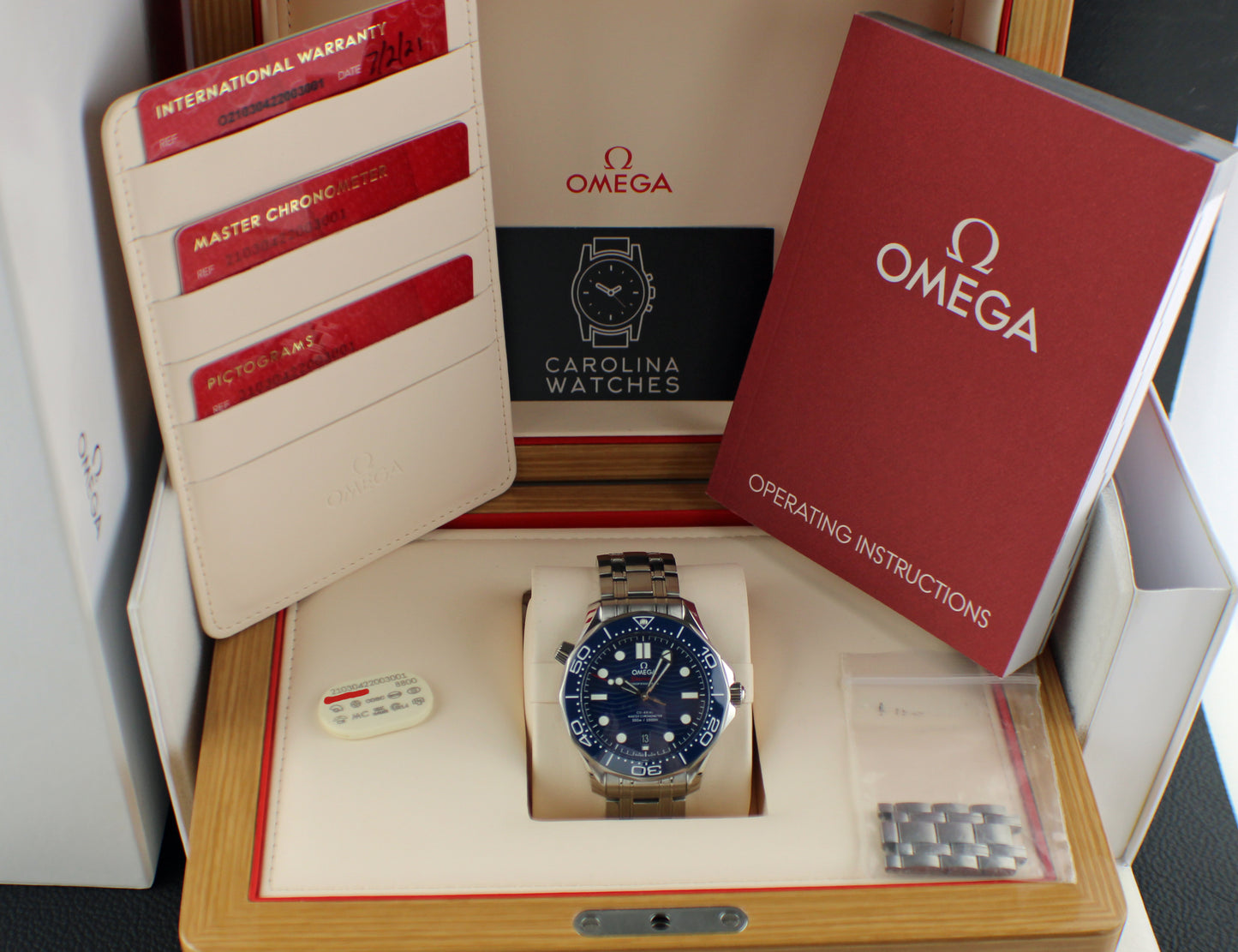 OMEGA Seamaster Diver 300M 210.32.42.20.03.001 Blue dial