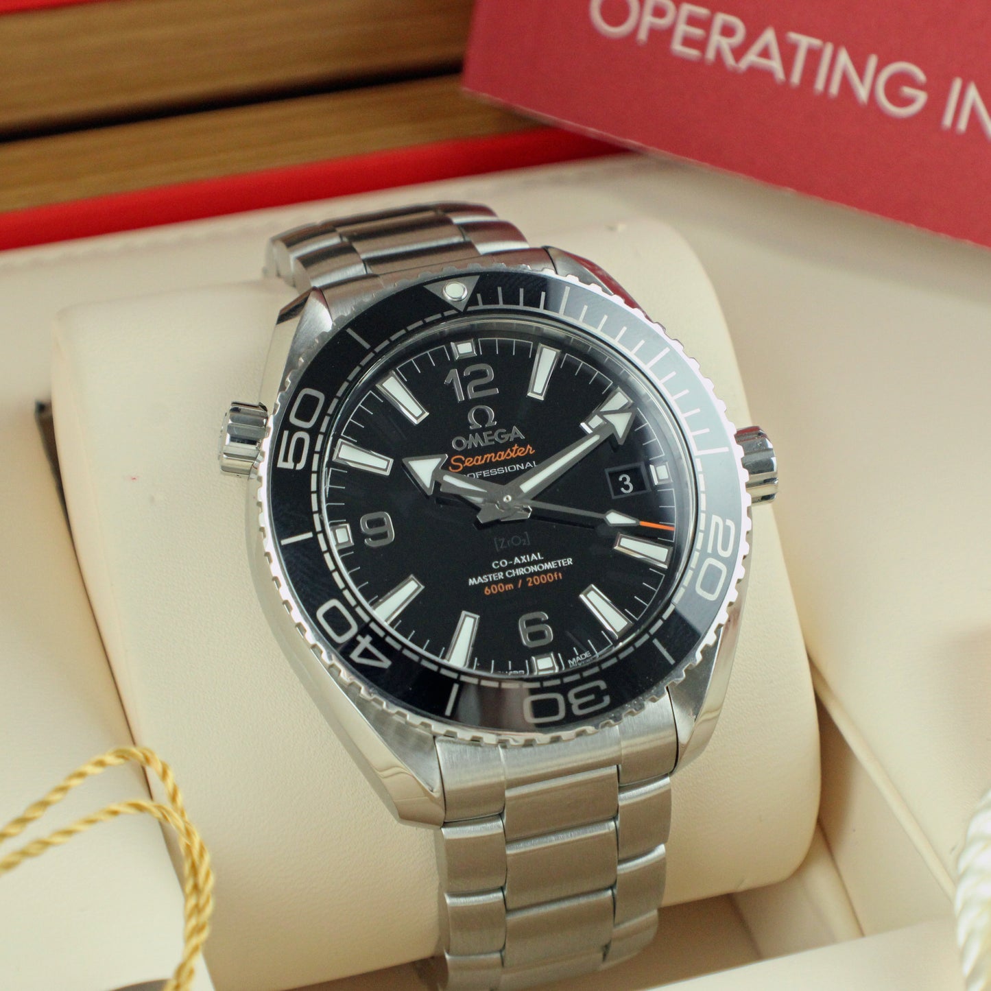 Omega Seamaster Planet Ocean Co-Axial 39.5MM Black 600M 215.30.40.20.01.001