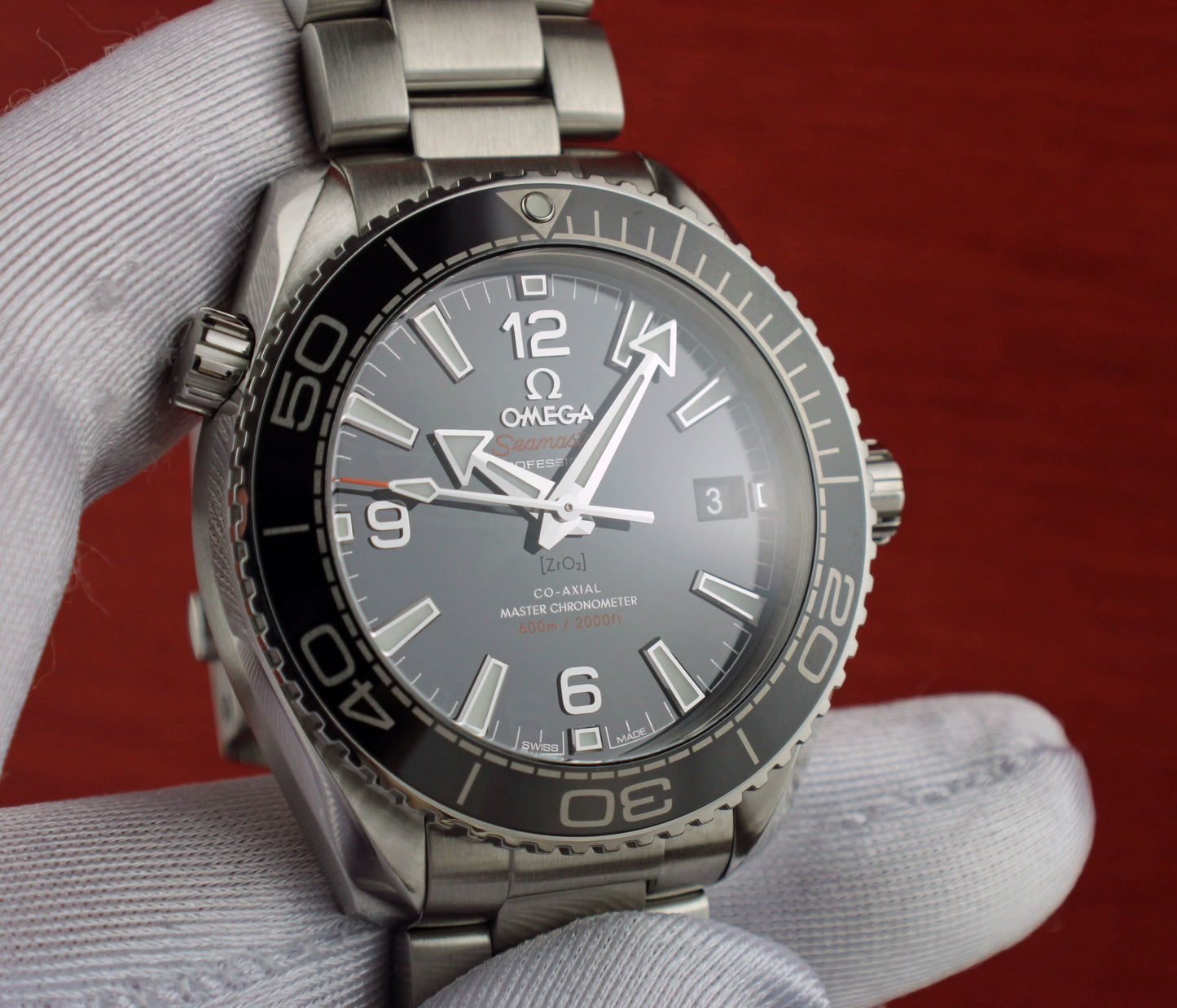 Omega Seamaster Planet Ocean Co-Axial 39.5MM Black 600M 215.30.40.20.01.001