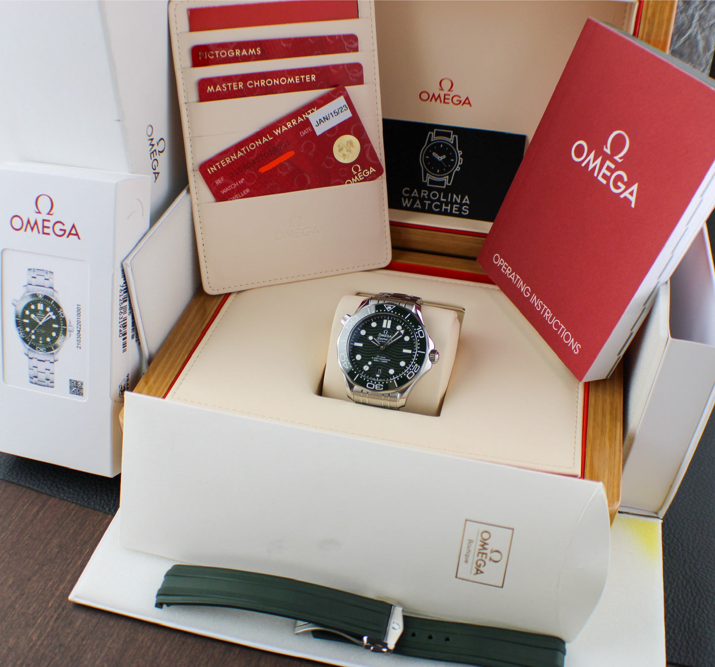 OMEGA Seamaster Diver 300M 210.30.42.20.10.001 Green “Seaweed” Steel & Rubber Deployant