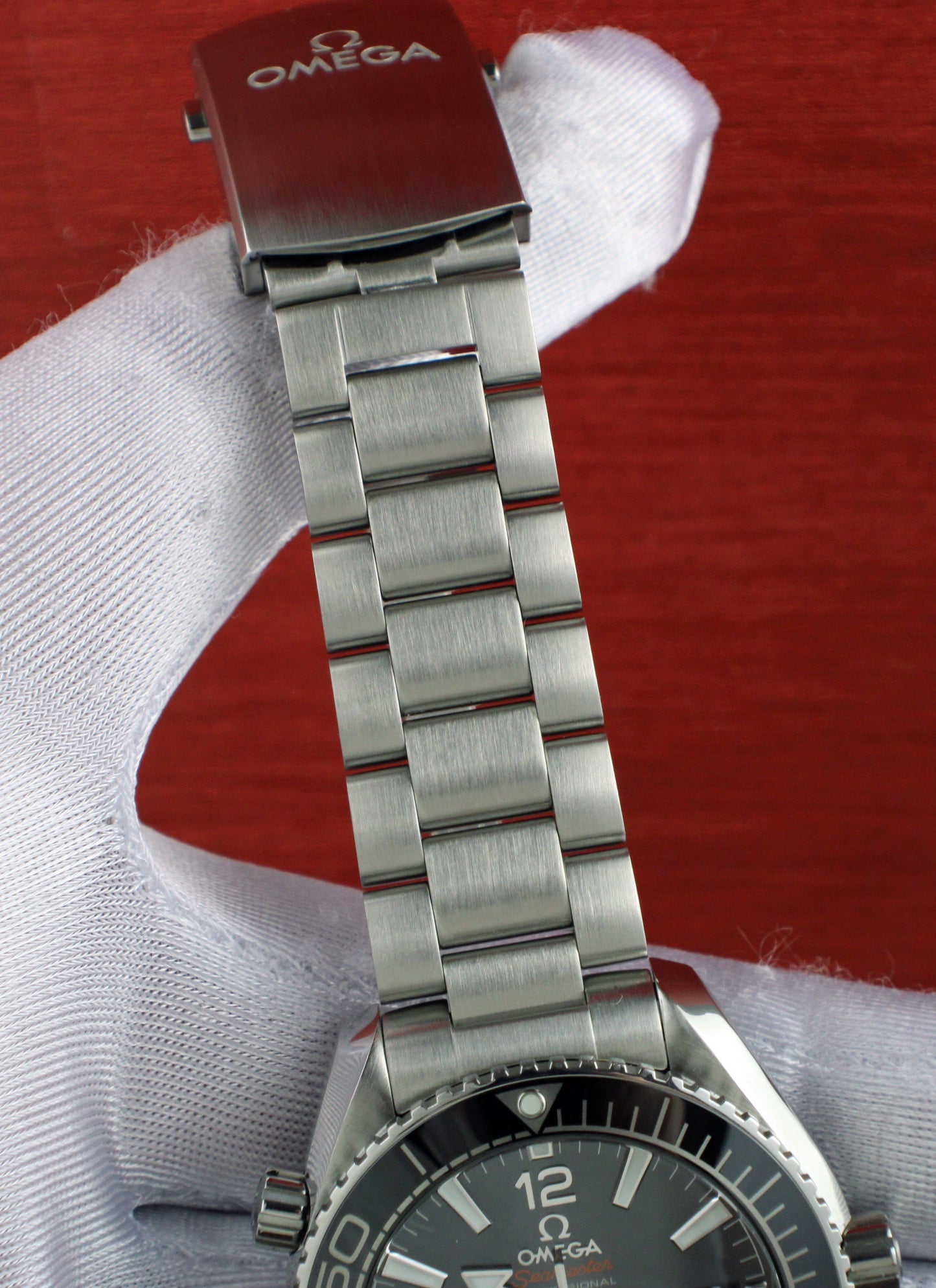 Omega Seamaster Planet Ocean Co-Axial 39.5MM Black 600M 215.30.40.20.01.001