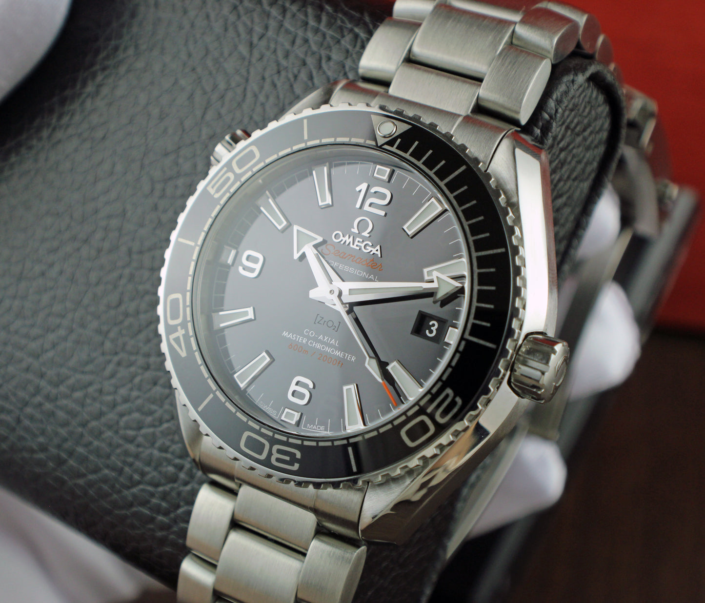 Omega Seamaster Planet Ocean Co-Axial 39.5MM Black 600M 215.30.40.20.01.001