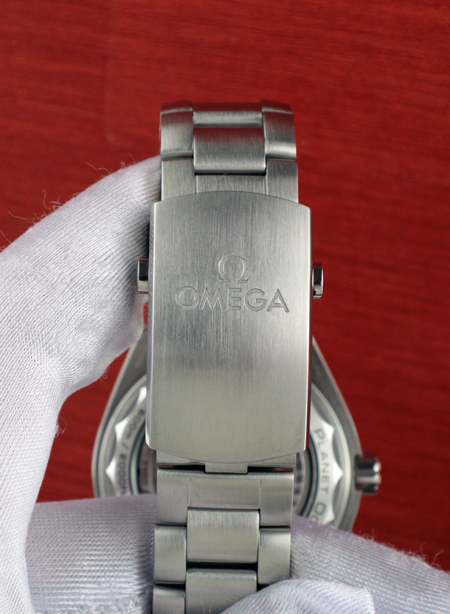 Omega Seamaster Planet Ocean Co-Axial 39.5MM Black 600M 215.30.40.20.01.001