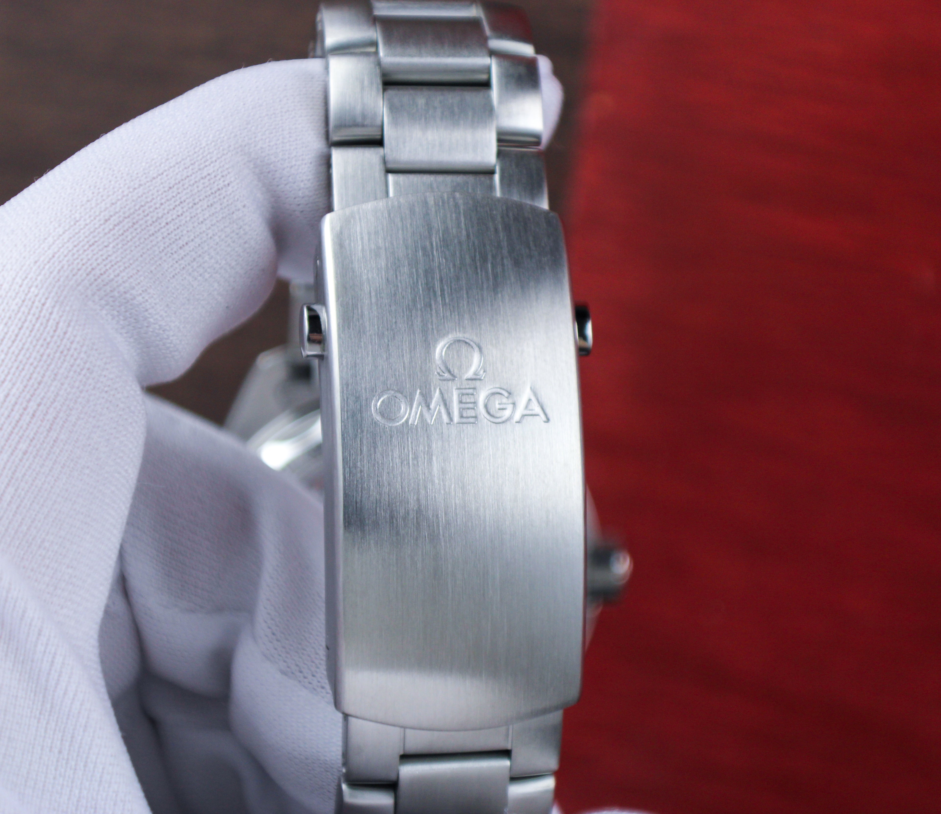 Omega Seamaster Planet Ocean 600M 215.30.44.21.04.001 “Creamsicle” White Dial Orange Bezel
