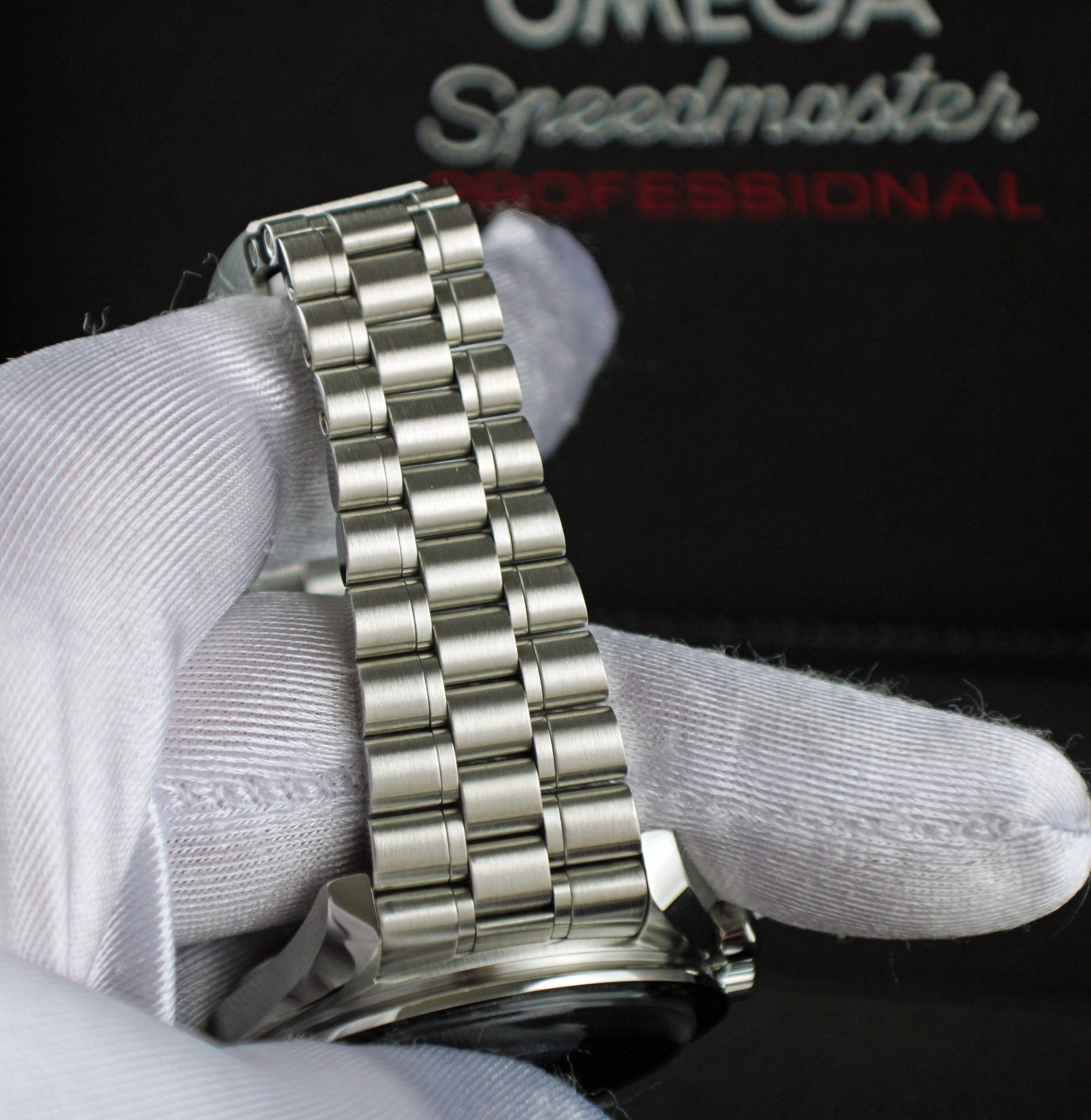 OMEGA Speedmaster Moonwatch Professional April 2025