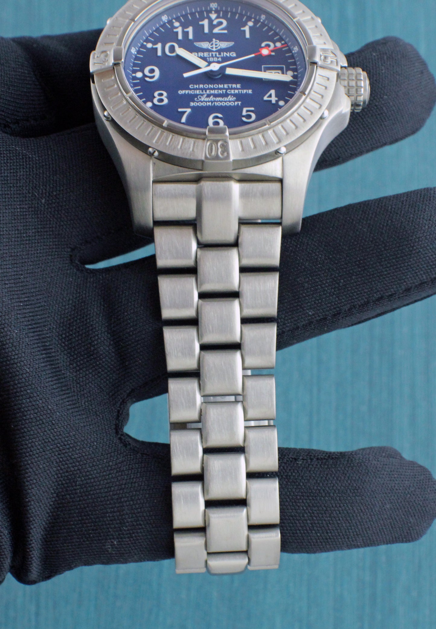 Breitling Avenger Seawolf E17370 Titanium Blue Dial Box & Papers 44mm