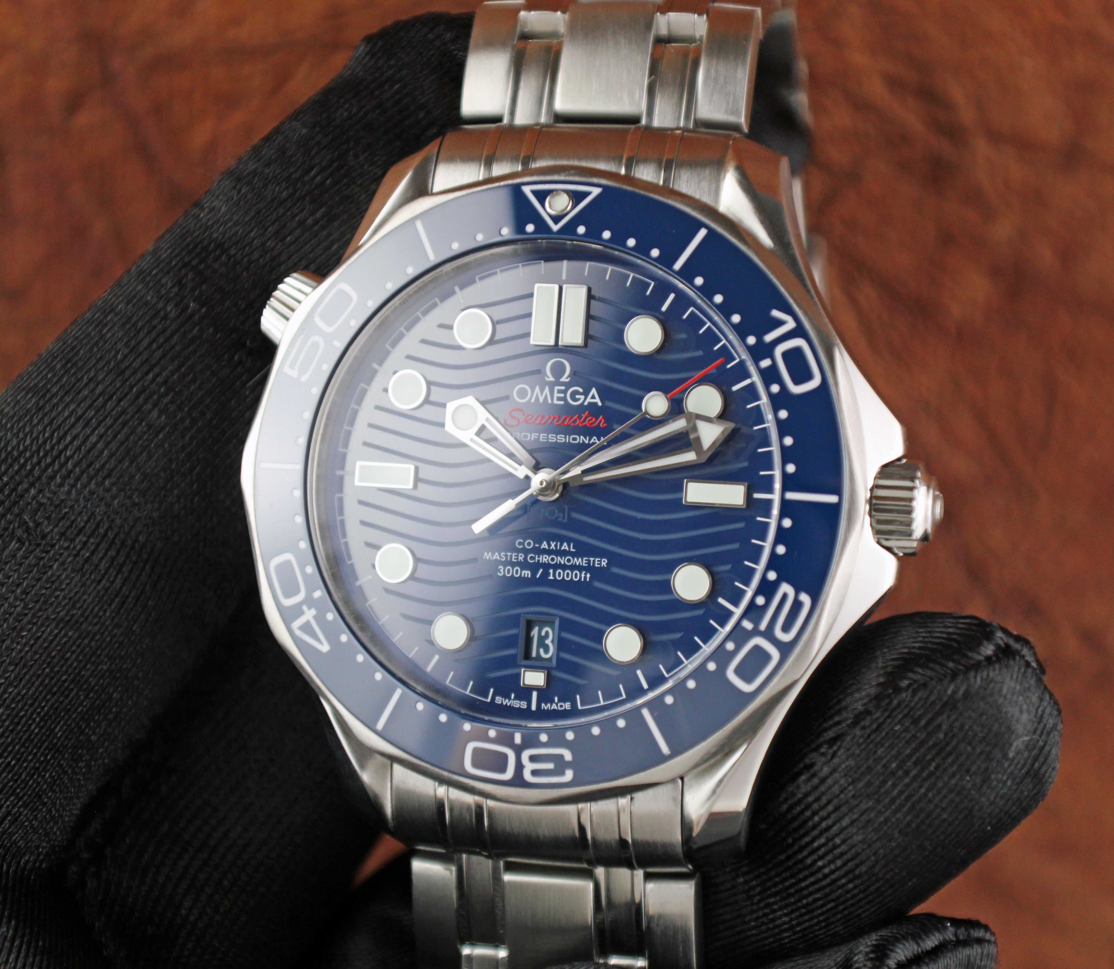 OMEGA Seamaster Diver 300M 210.32.42.20.03.001 Blue dial