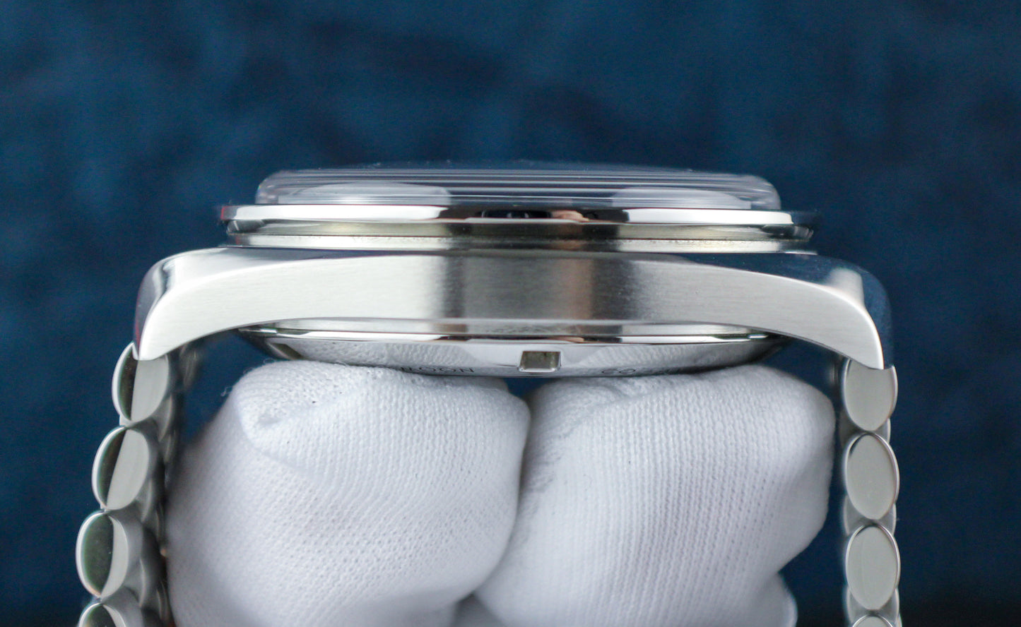 OMEGA Speedmaster Moonwatch Professional 310.30.42.50.04.001 White Box & Papers