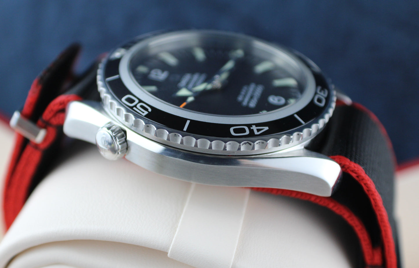 OMEGA Seamaster Planet Ocean 600M 2200.50.00 New OEM NATO Strap Box