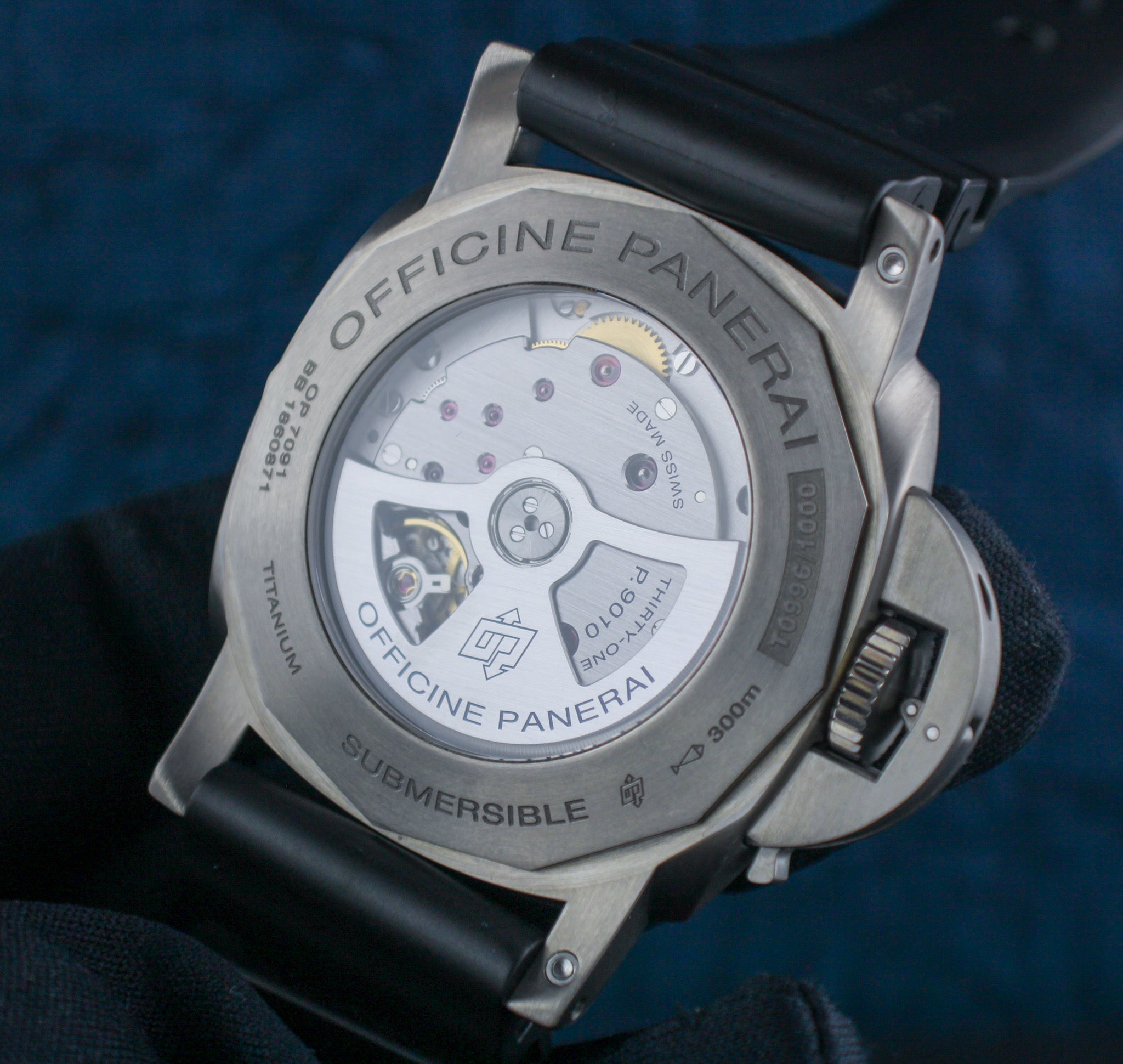 Panerai Luminor Submersible PAM01305 47mm Titanium Black dial