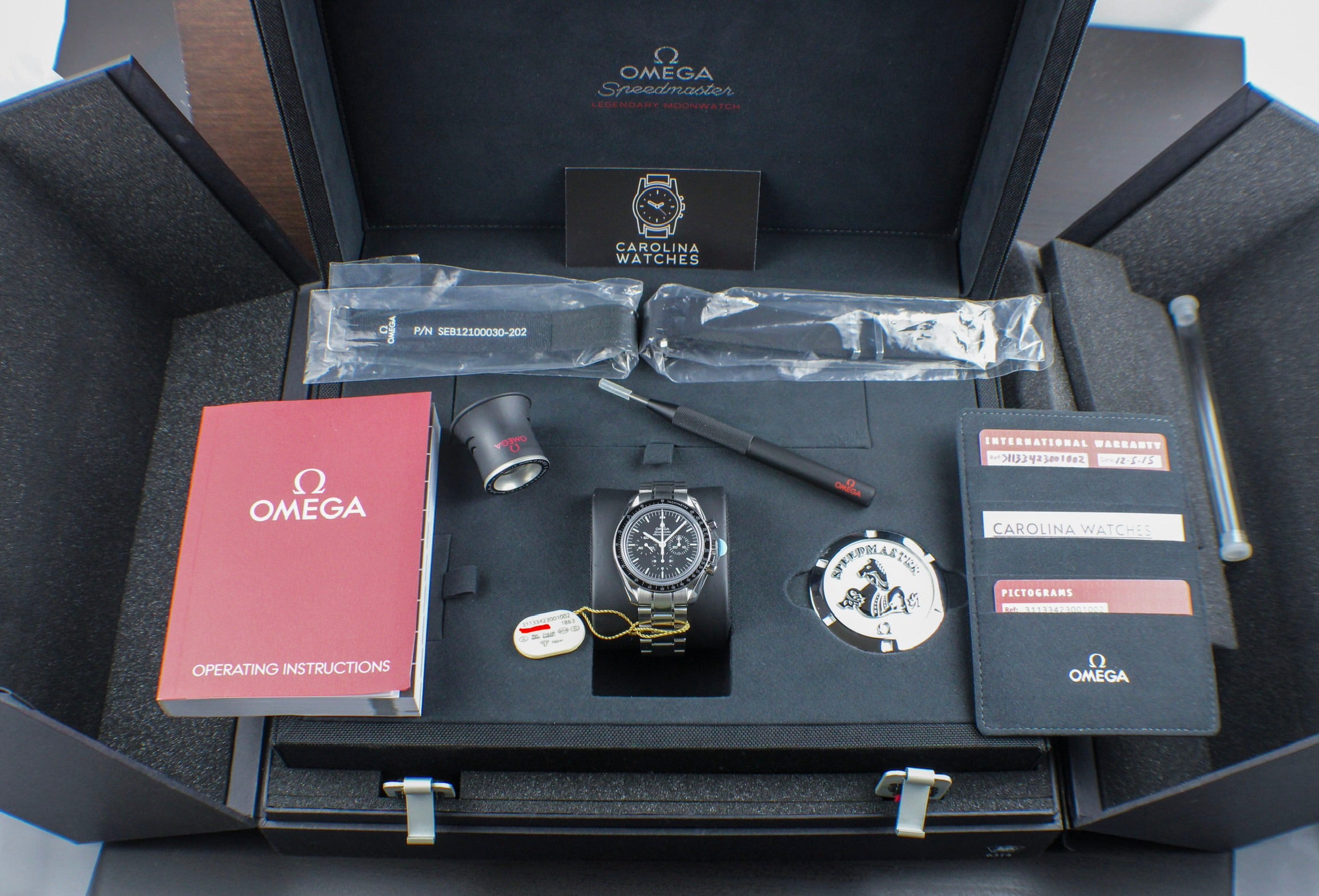 OMEGA Speedmaster Moonwatch Professional 42mm 311.33.42.30.01.002 Big Box Complete Set 4 OEM Bands