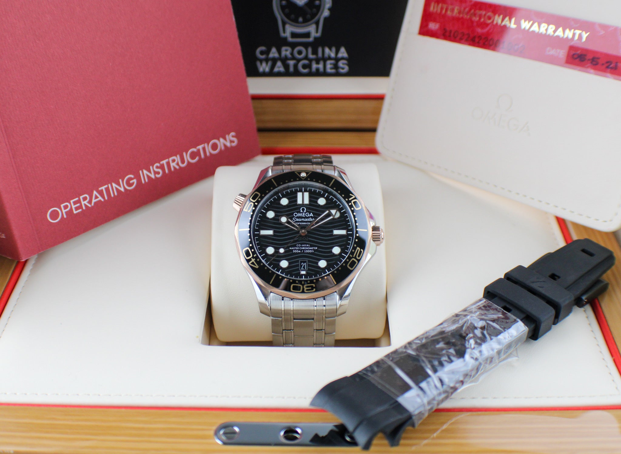 OMEGA Seamaster Diver 300M 210.22.42.20.01.002 18K Sedna Gold Bezel Steel Band