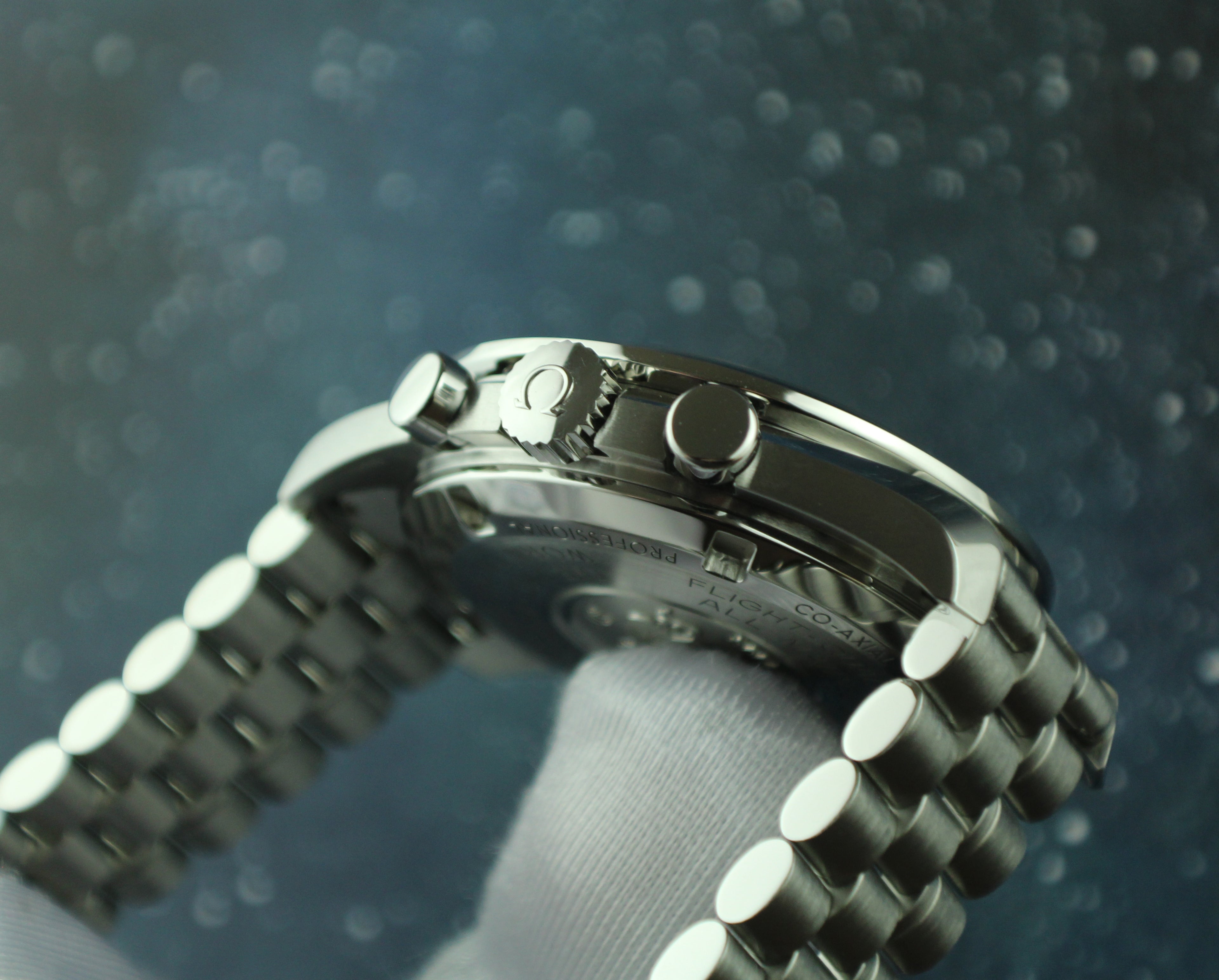 OMEGA Speedmaster Moonwatch Professional April 2025