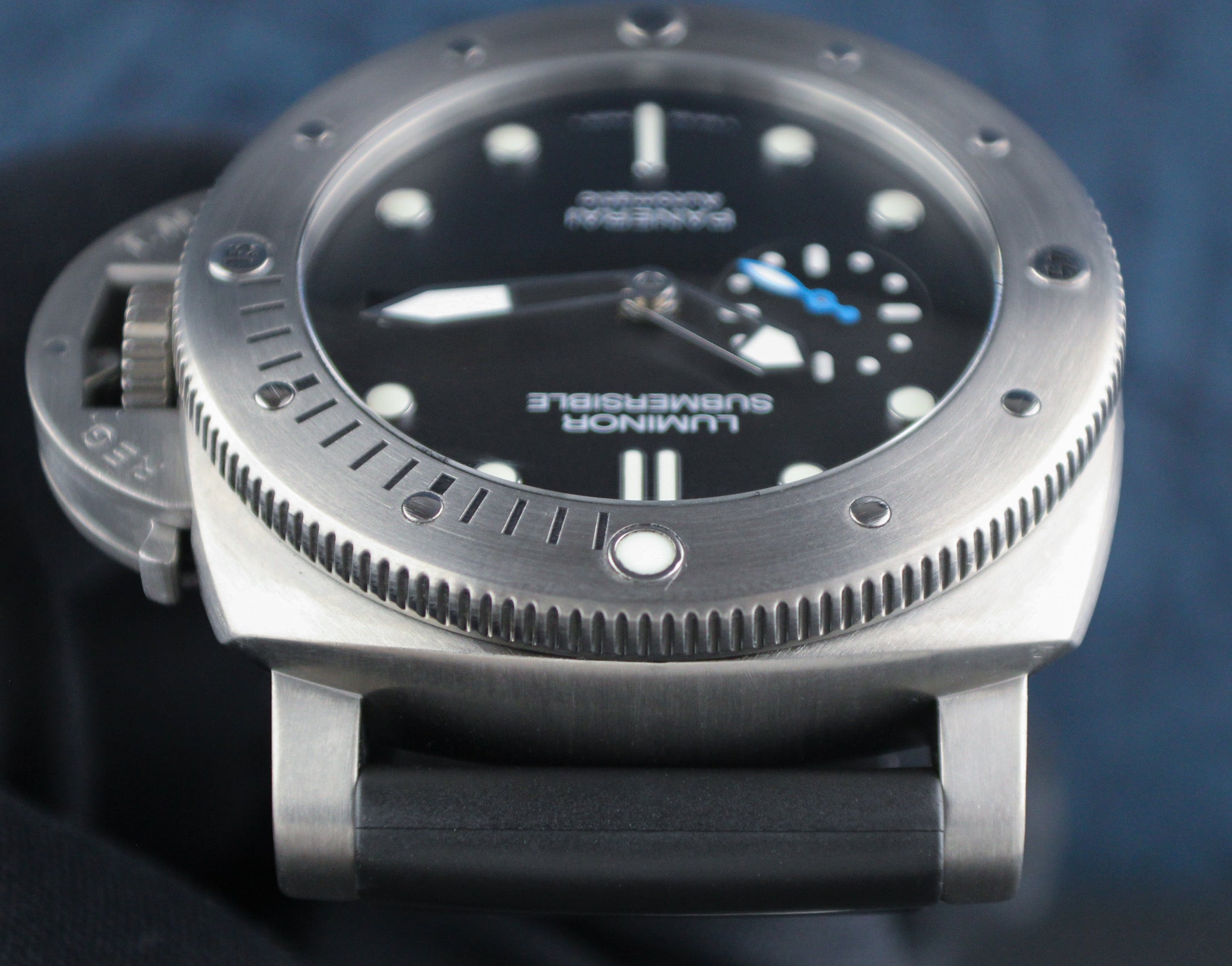 Panerai Luminor Submersible PAM01305 47mm Titanium Black dial