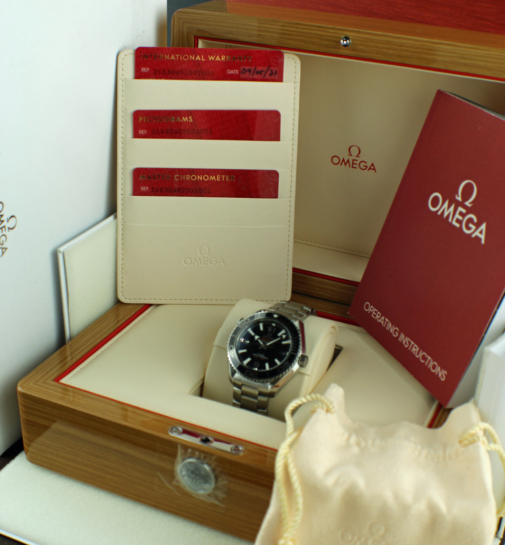 Omega Seamaster Planet Ocean Co-Axial 39.5MM Black 600M 215.30.40.20.01.001