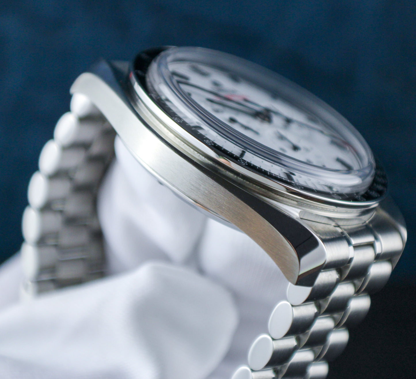 OMEGA Speedmaster Moonwatch Professional 310.30.42.50.04.001 White Box & Papers