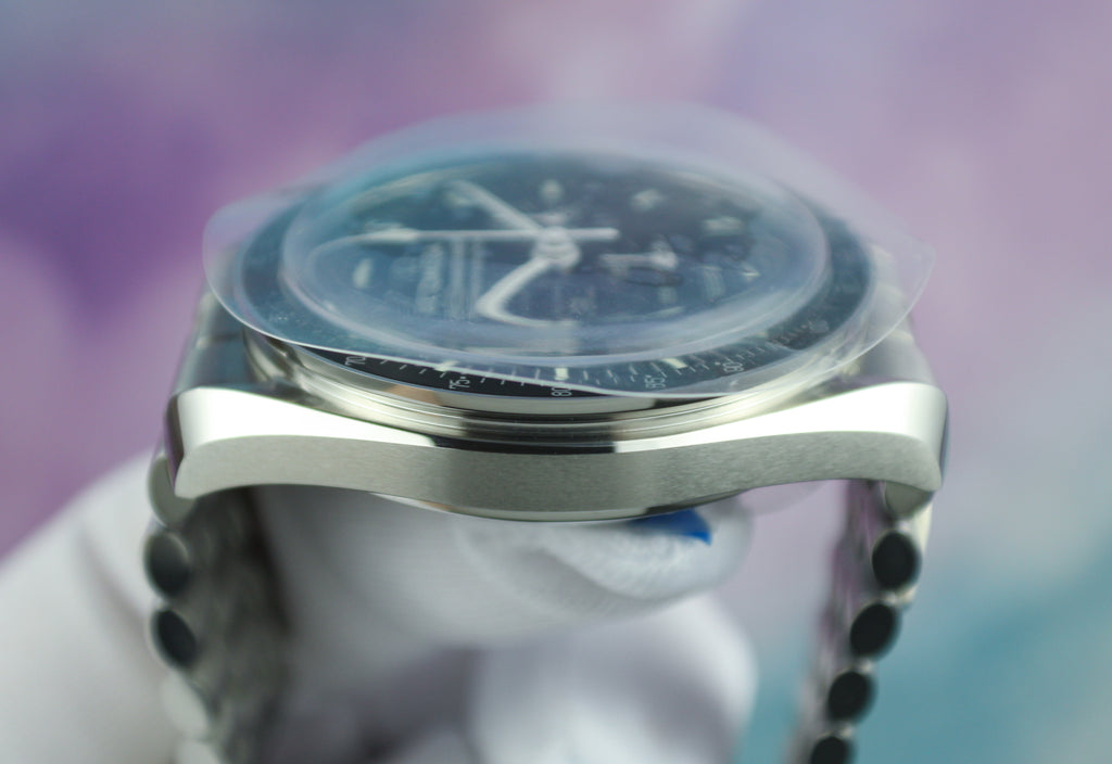 OMEGA Speedmaster Moonwatch Professional 310.30.42.50.01.001 Dominos Edition 2025