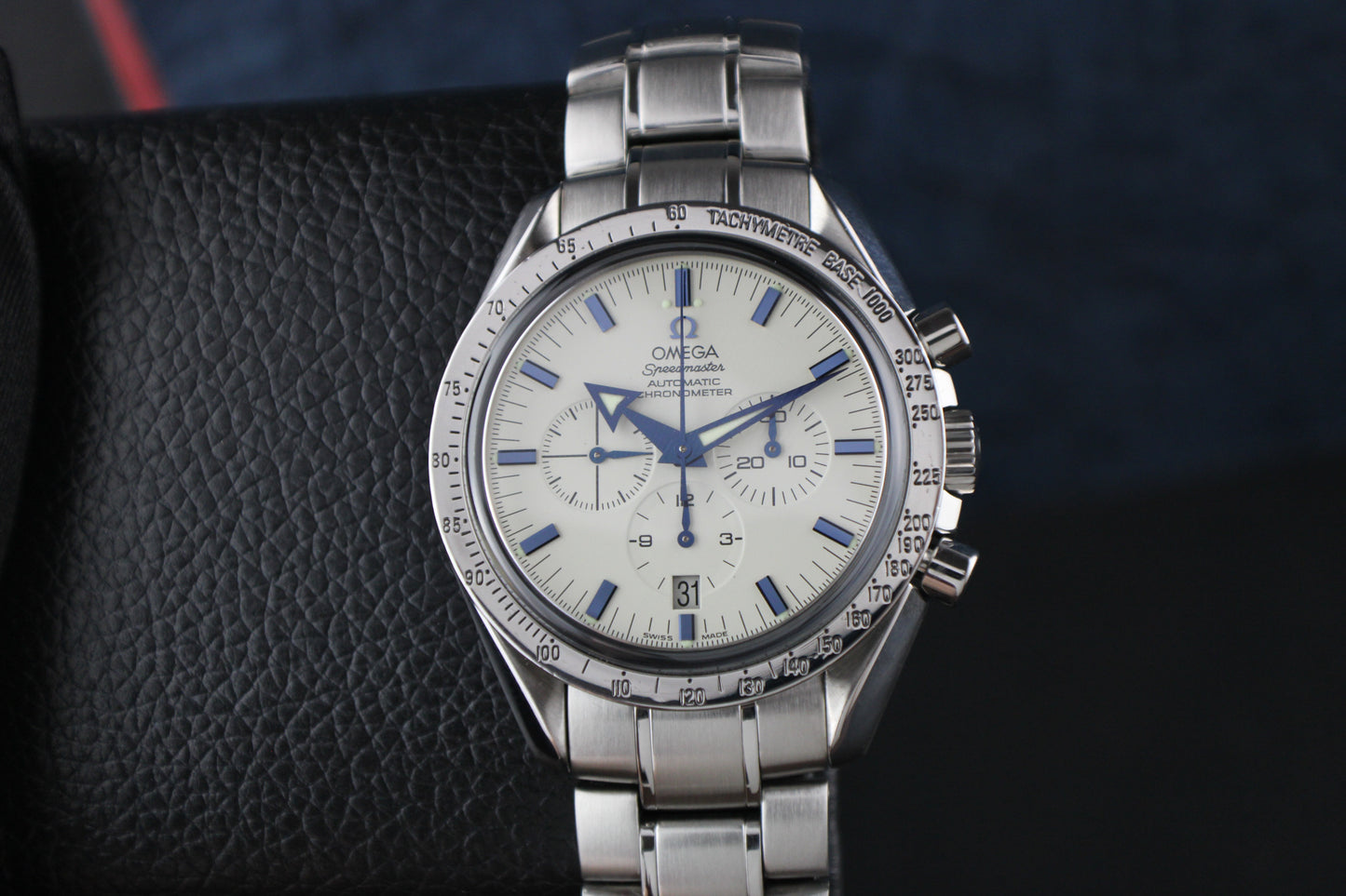 OMEGA Speedmaster Broad Arrow 3551.20.00 Box & Papers Chronograph Stainless Steel