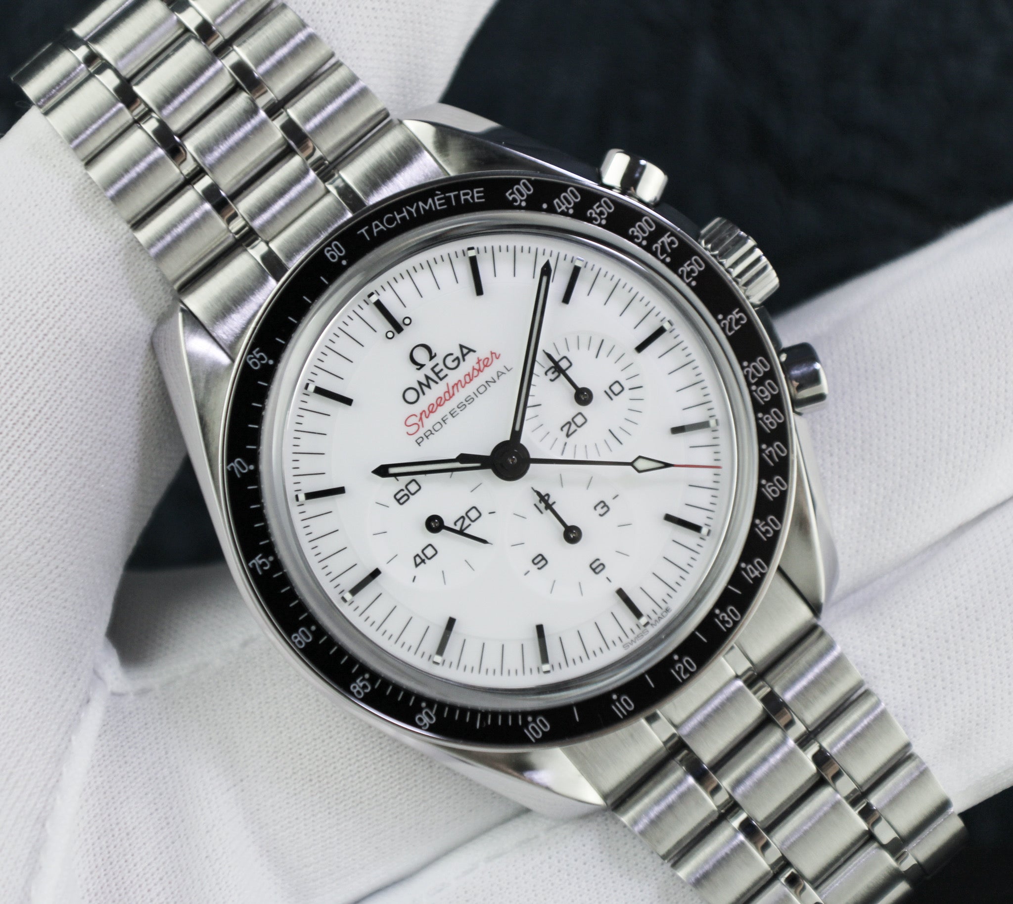 OMEGA Speedmaster Moonwatch Professional 310.30.42.50.04.001 White Box & Papers