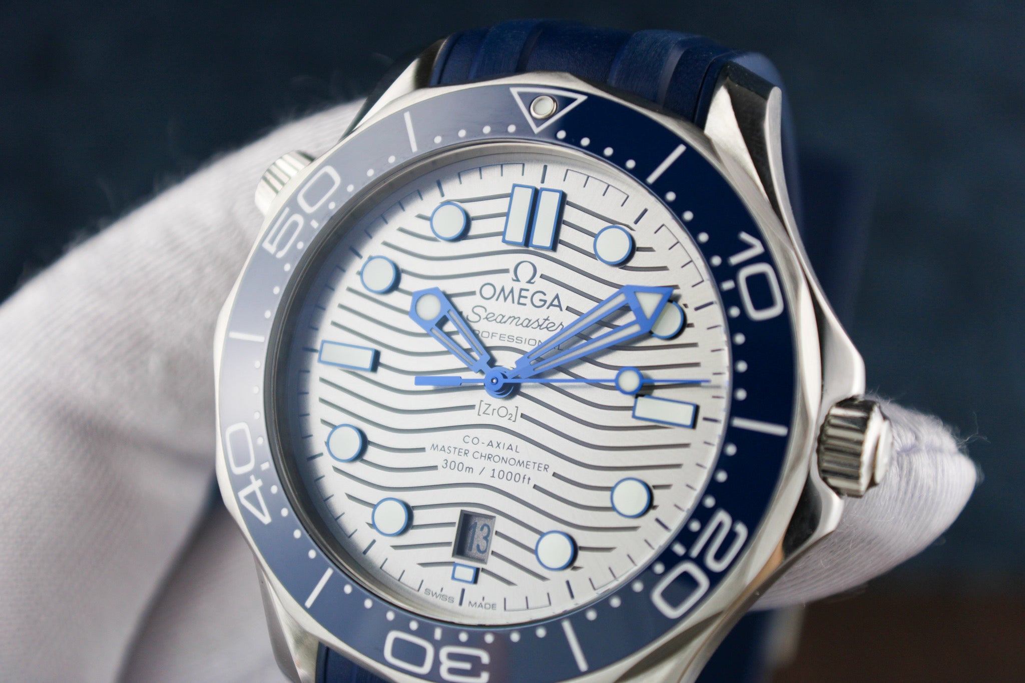 OMEGA Seamaster Diver 300M 210.30.42.20.06.001 Grey dial Blue 42 mm