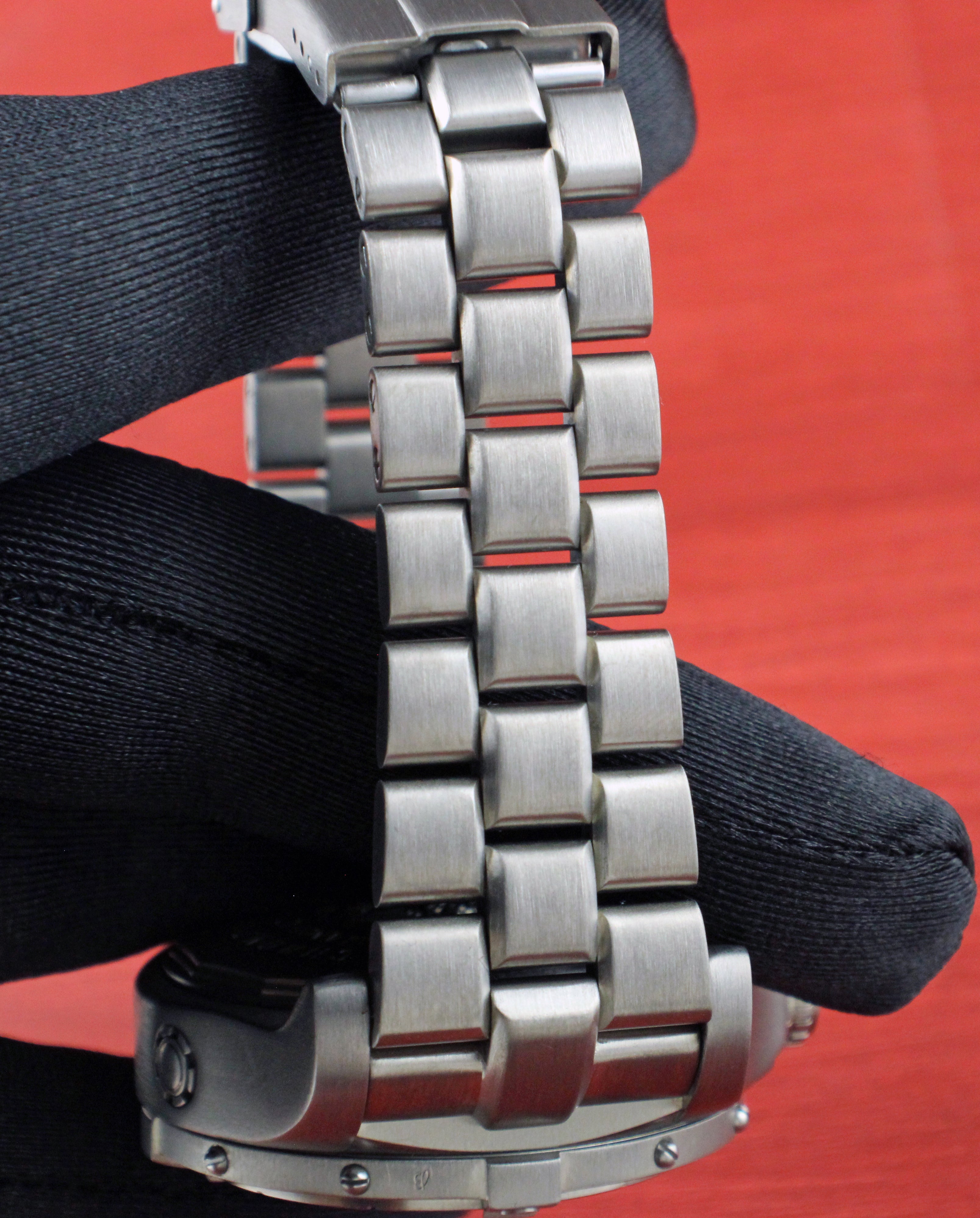 Breitling Avenger Seawolf Blue Men's Watch - E17370 Titanium 44mm