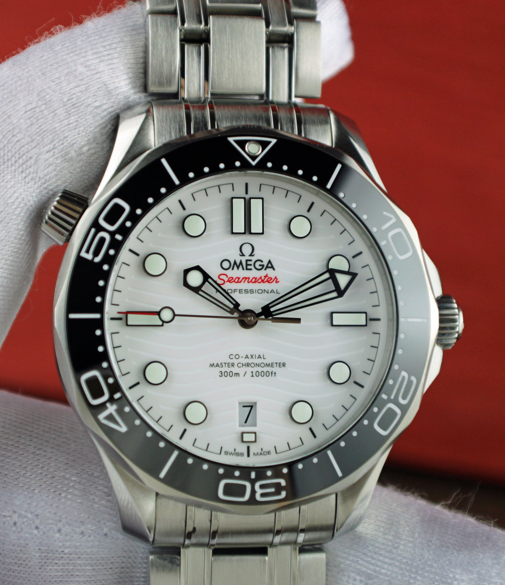 Omega Seamaster - White dial