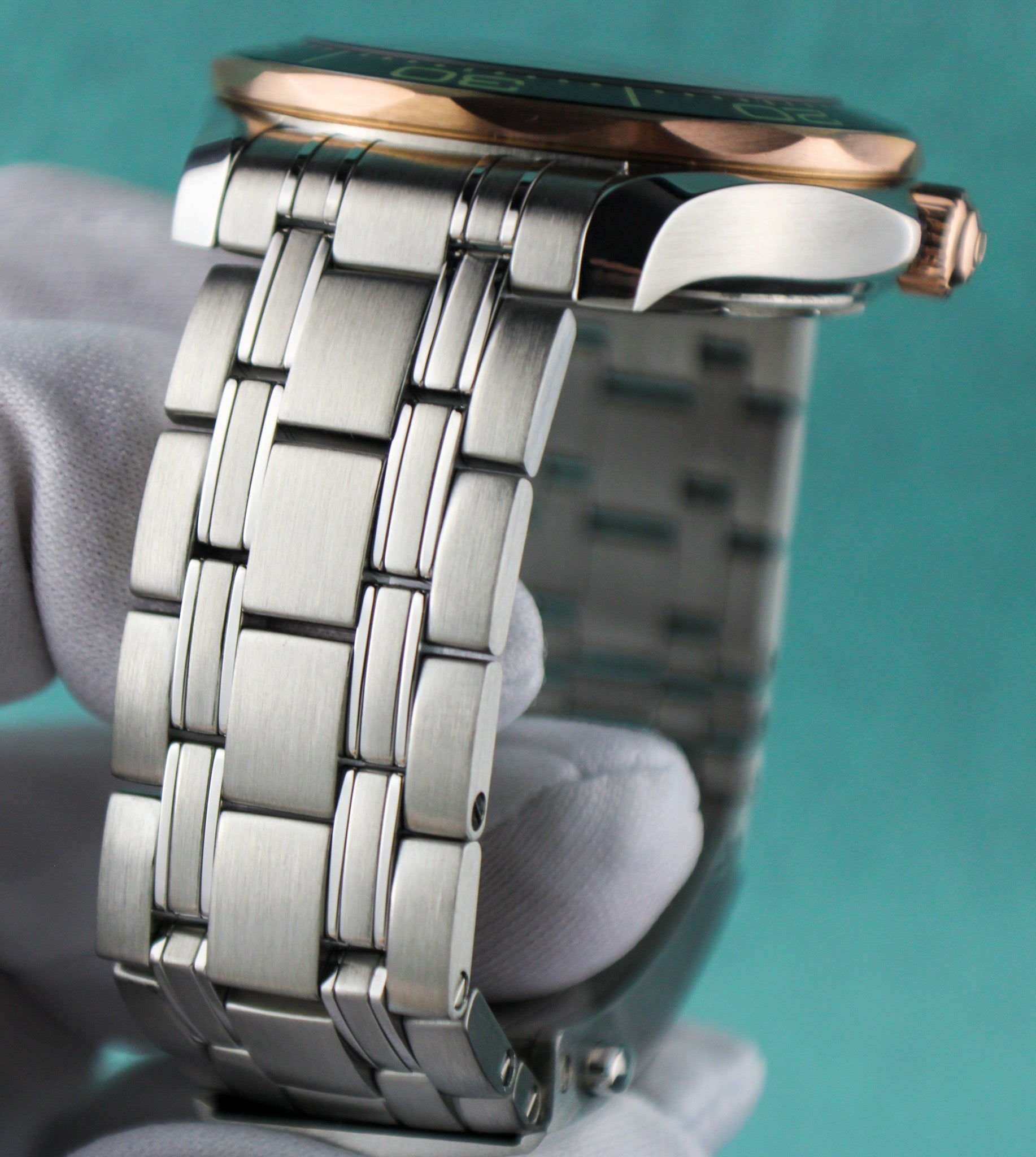 OMEGA Seamaster Diver 300M 210.22.42.20.01.002 18K Sedna Gold Bezel Steel Band