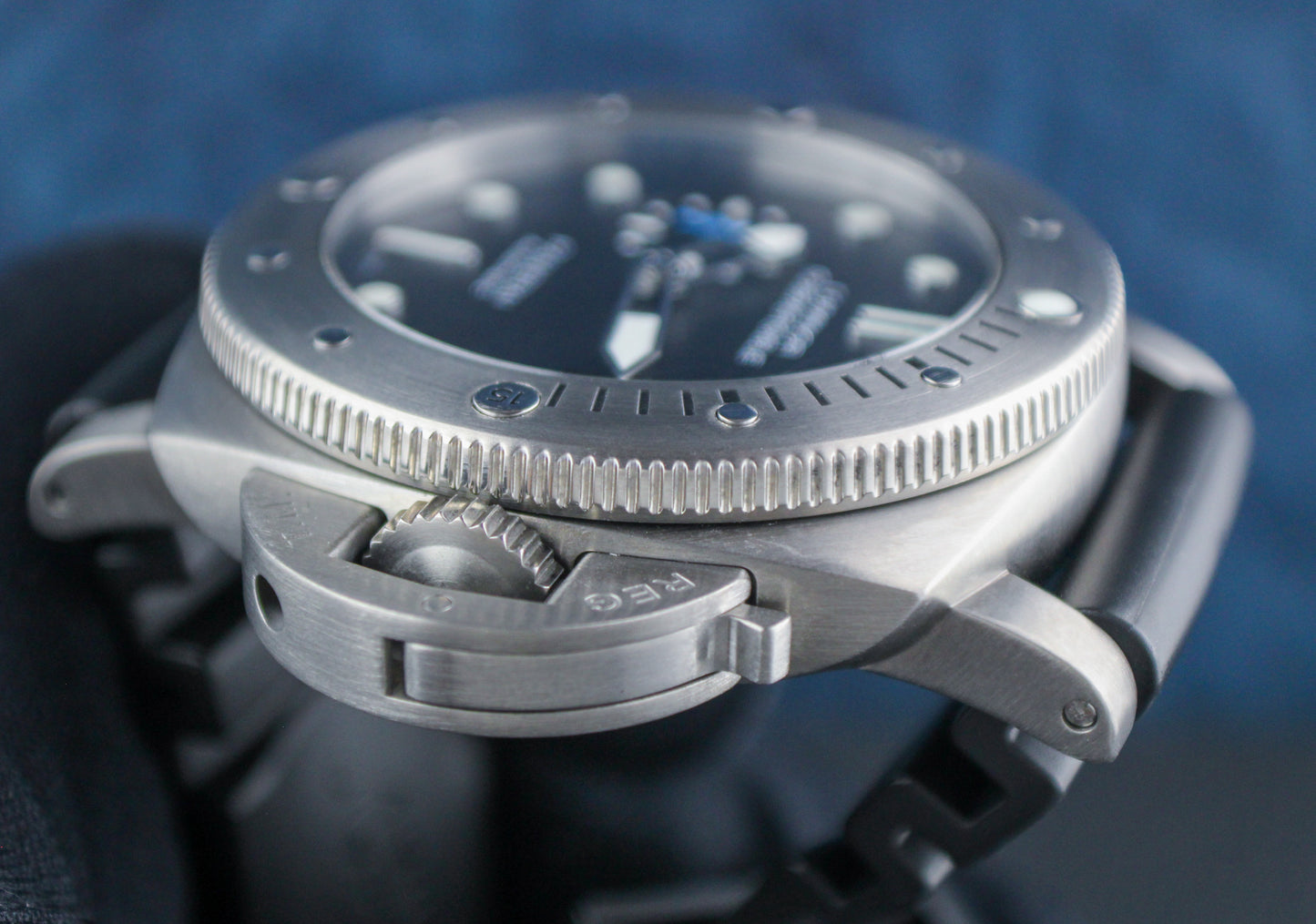 Panerai Luminor Submersible PAM01305 47mm Titanium Black dial