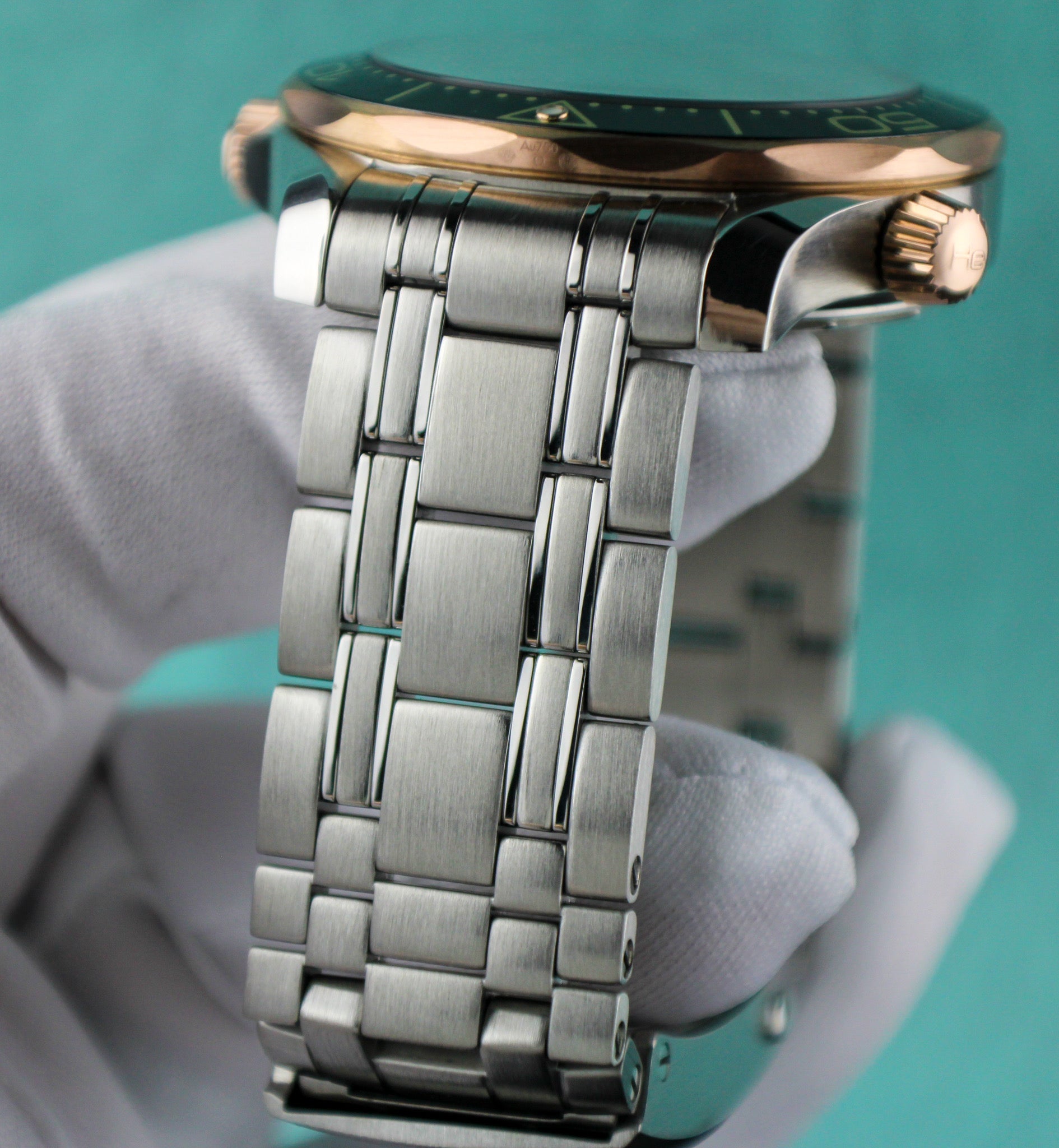 OMEGA Seamaster Diver 300M 210.22.42.20.01.002 18K Sedna Gold Bezel Steel Band