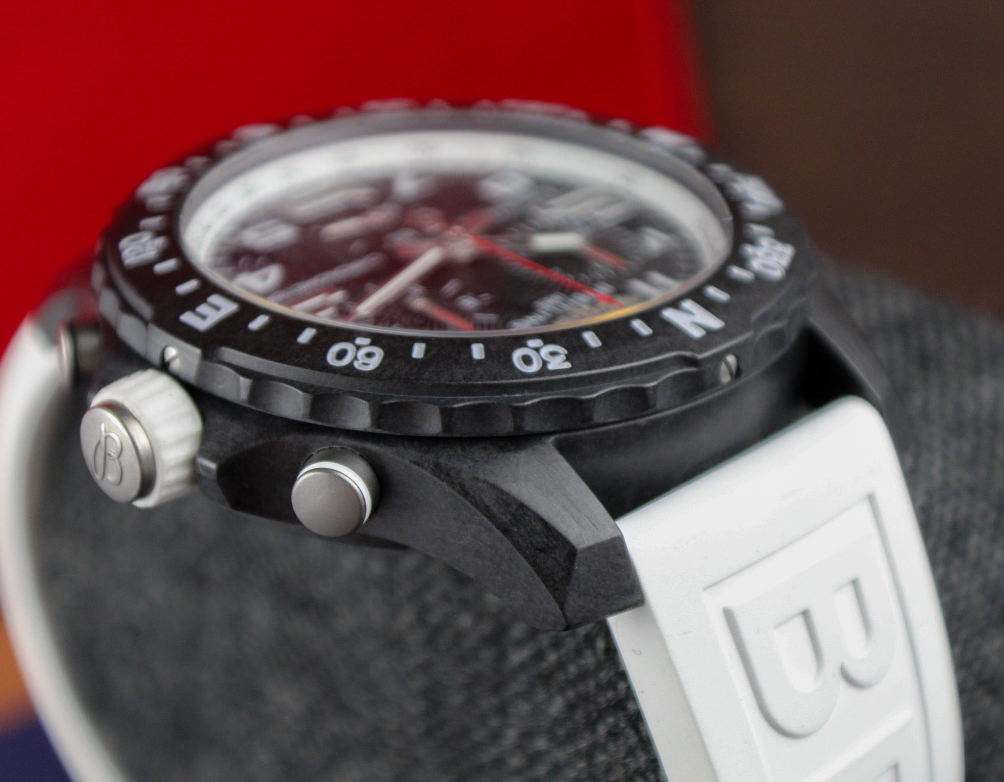 Breitling Endurance Pro 44mm X82310 Box & Papers Black Dial White Rubber Strap