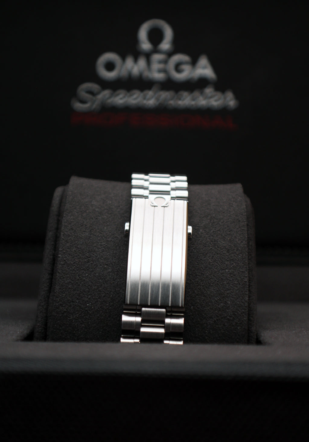 OMEGA Speedmaster Moonwatch Professional April 2025