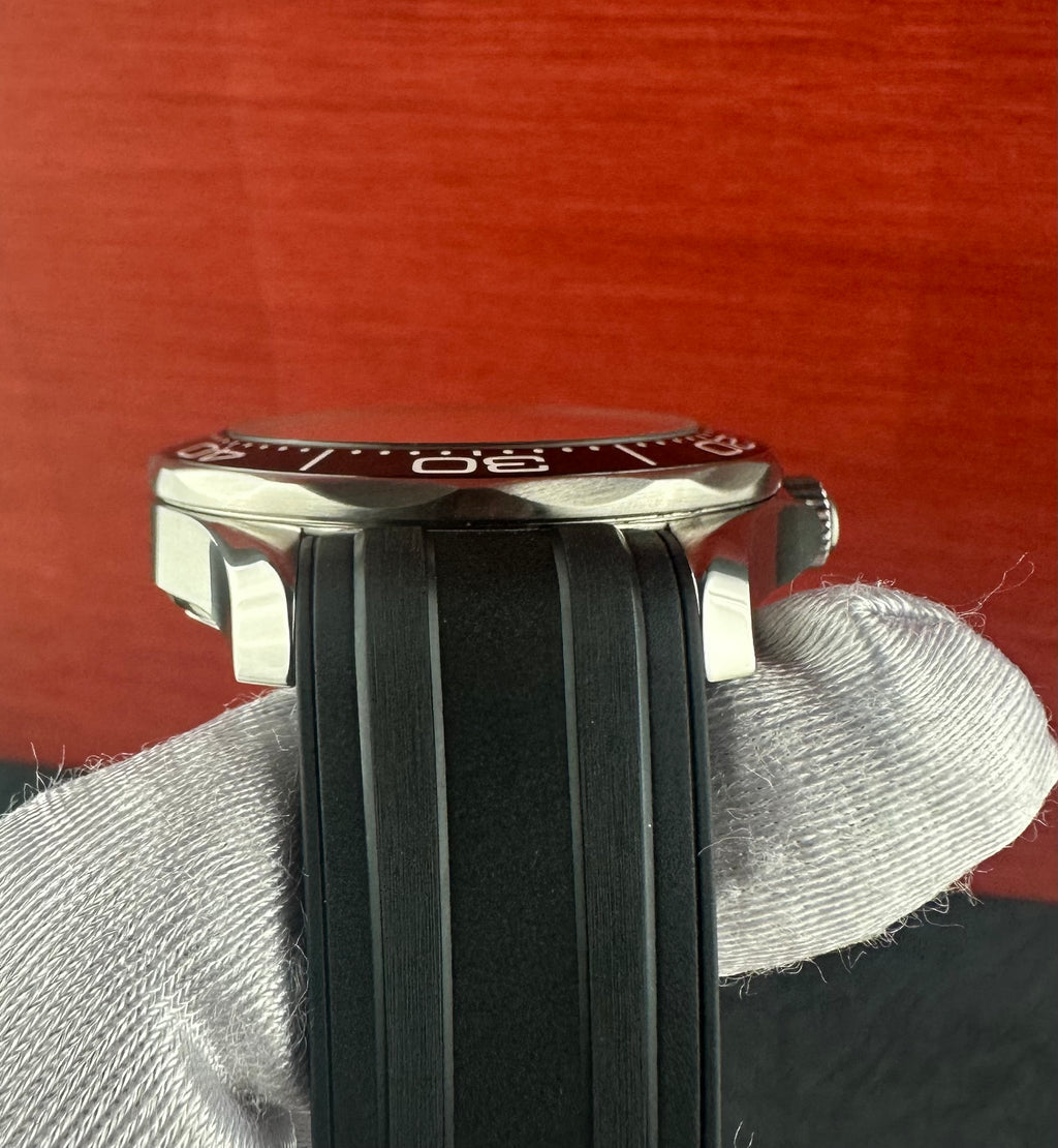 OMEGA Seamaster Diver 300M 210.30.42.20.01.001 Black Dial Rubber Box & Papers