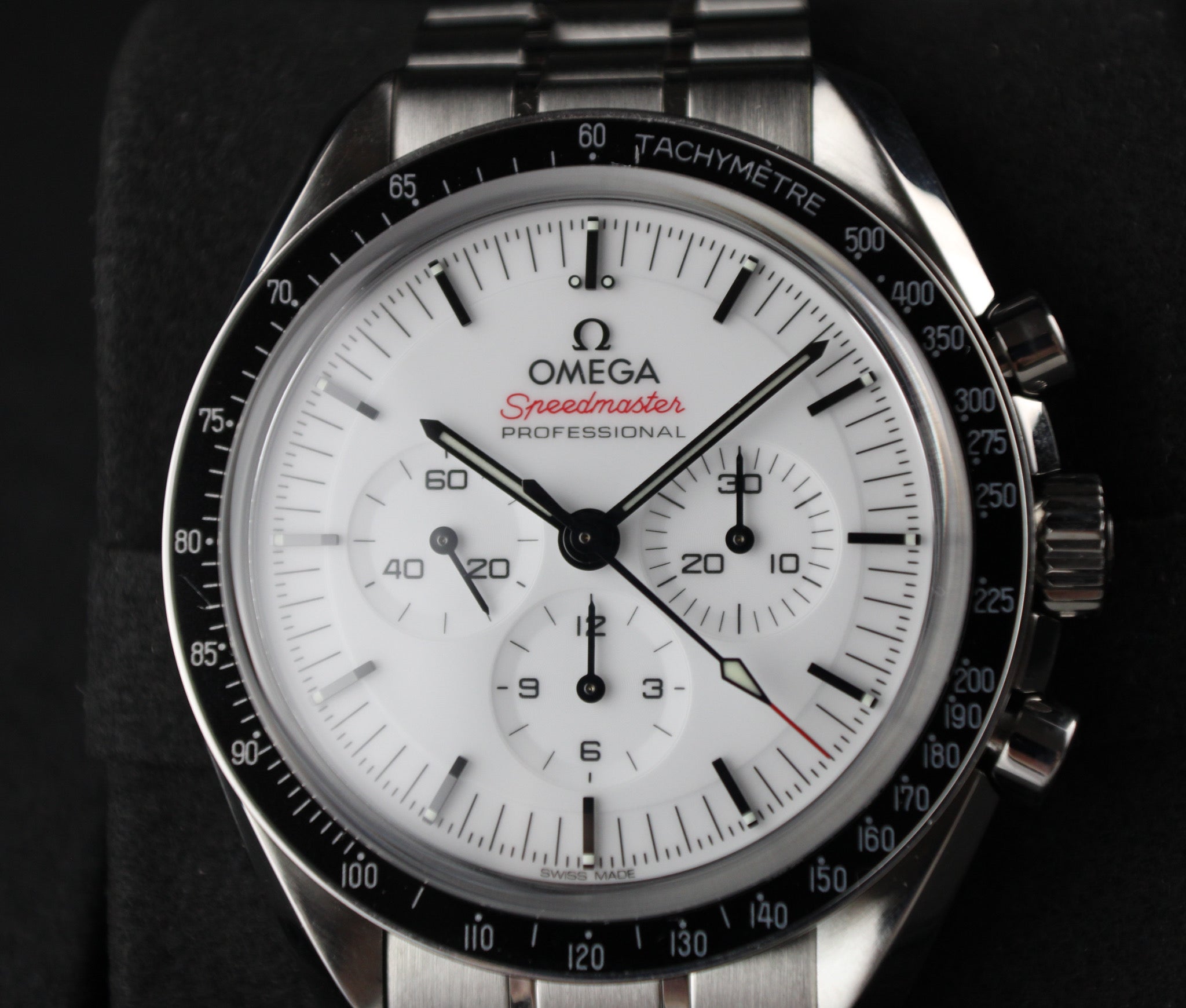OMEGA Speedmaster Moonwatch Professional 310.30.42.50.04.001 White Box & Papers