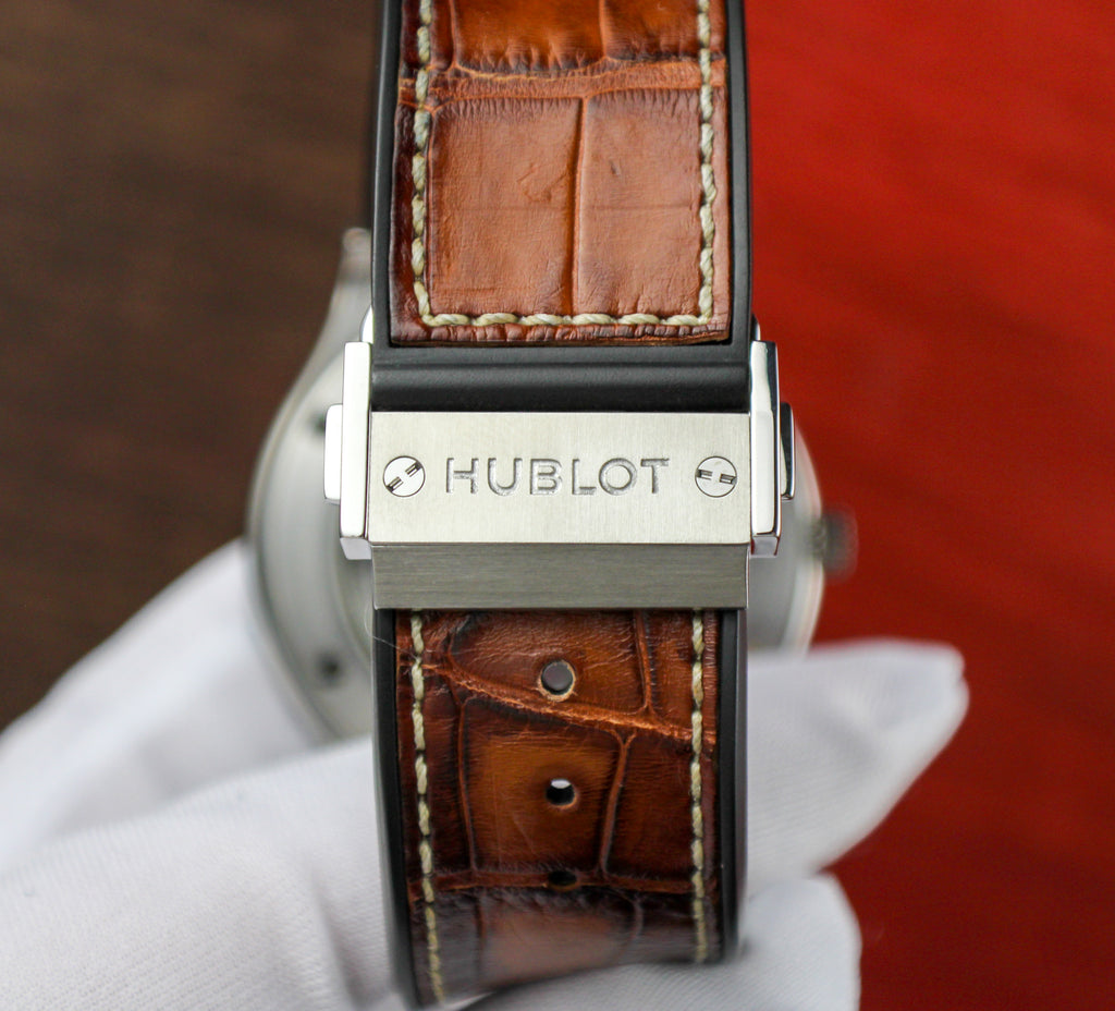 Hublot Classic Fusion Ultra Thin Titanium 515.NX.2210.LR 45mm White Dial