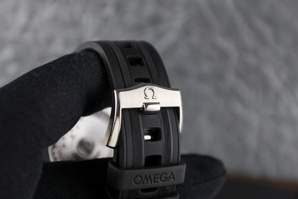 OMEGA Seamaster Diver 300M 210.32.42.20.04.001 White Dial OEM Rubber Strap