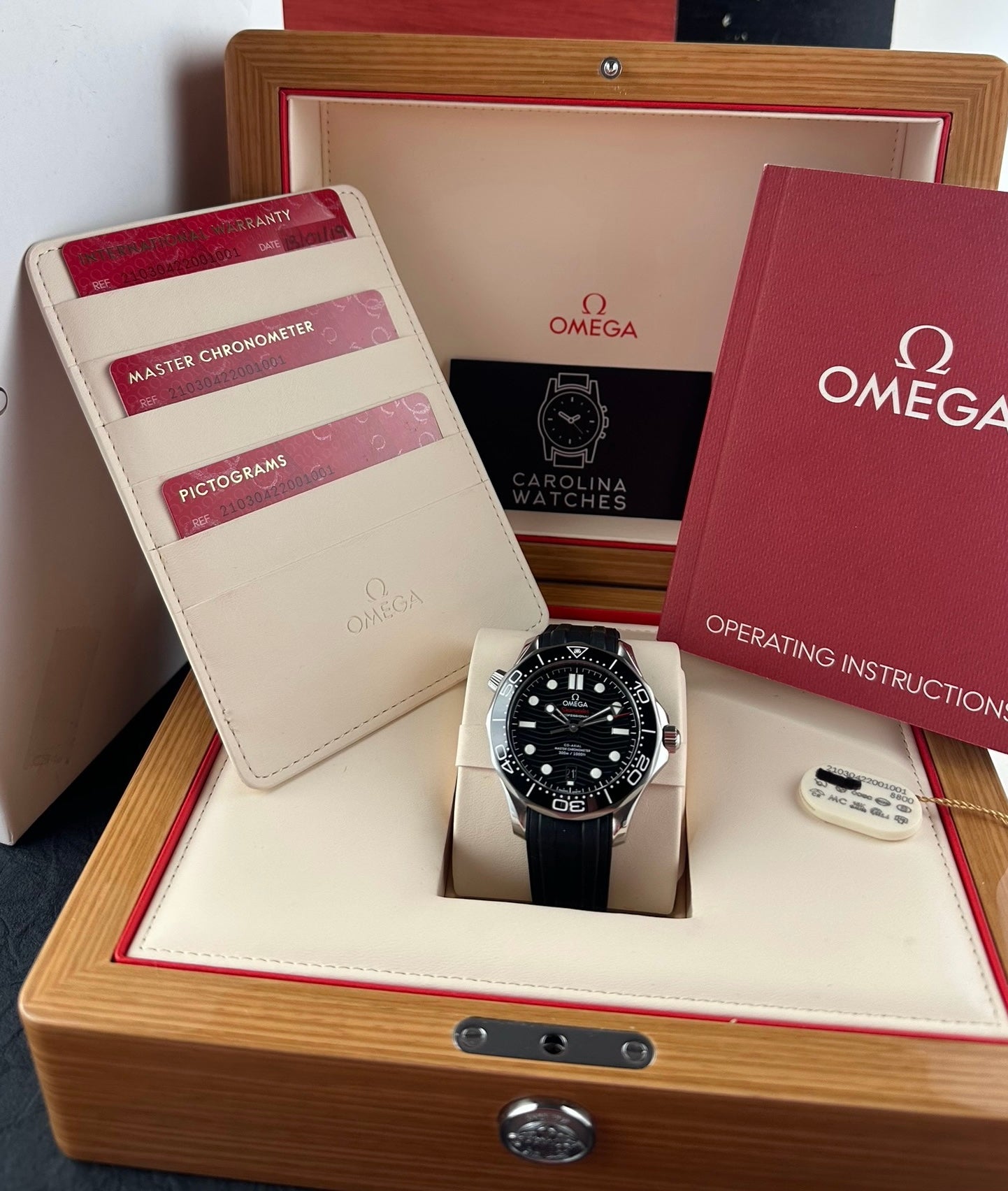 OMEGA Seamaster Diver 300M 210.30.42.20.01.001 Black Dial Rubber Box & Papers