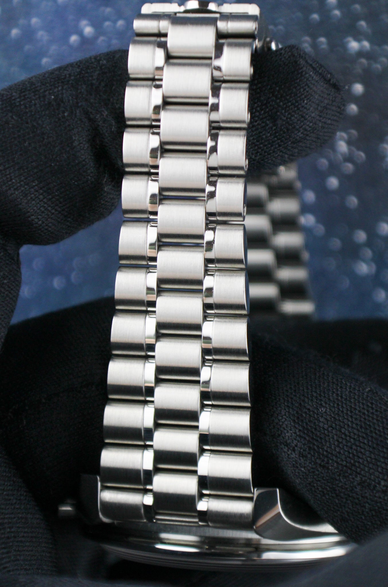 OMEGA Speedmaster Moonwatch Professional 310.30.42.50.04.001 White Dial OEM Rubber Strap & Deployant Clasp