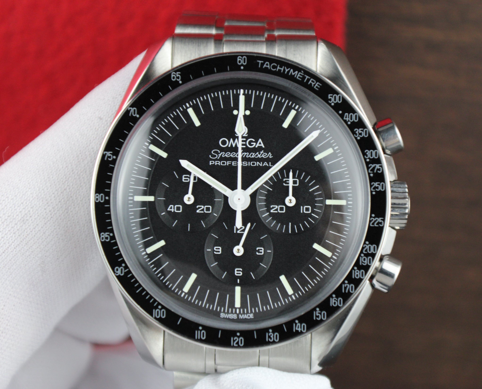 OMEGA Speedmaster Moonwatch Professional 310.32.42.50.01.001 Box & Papers