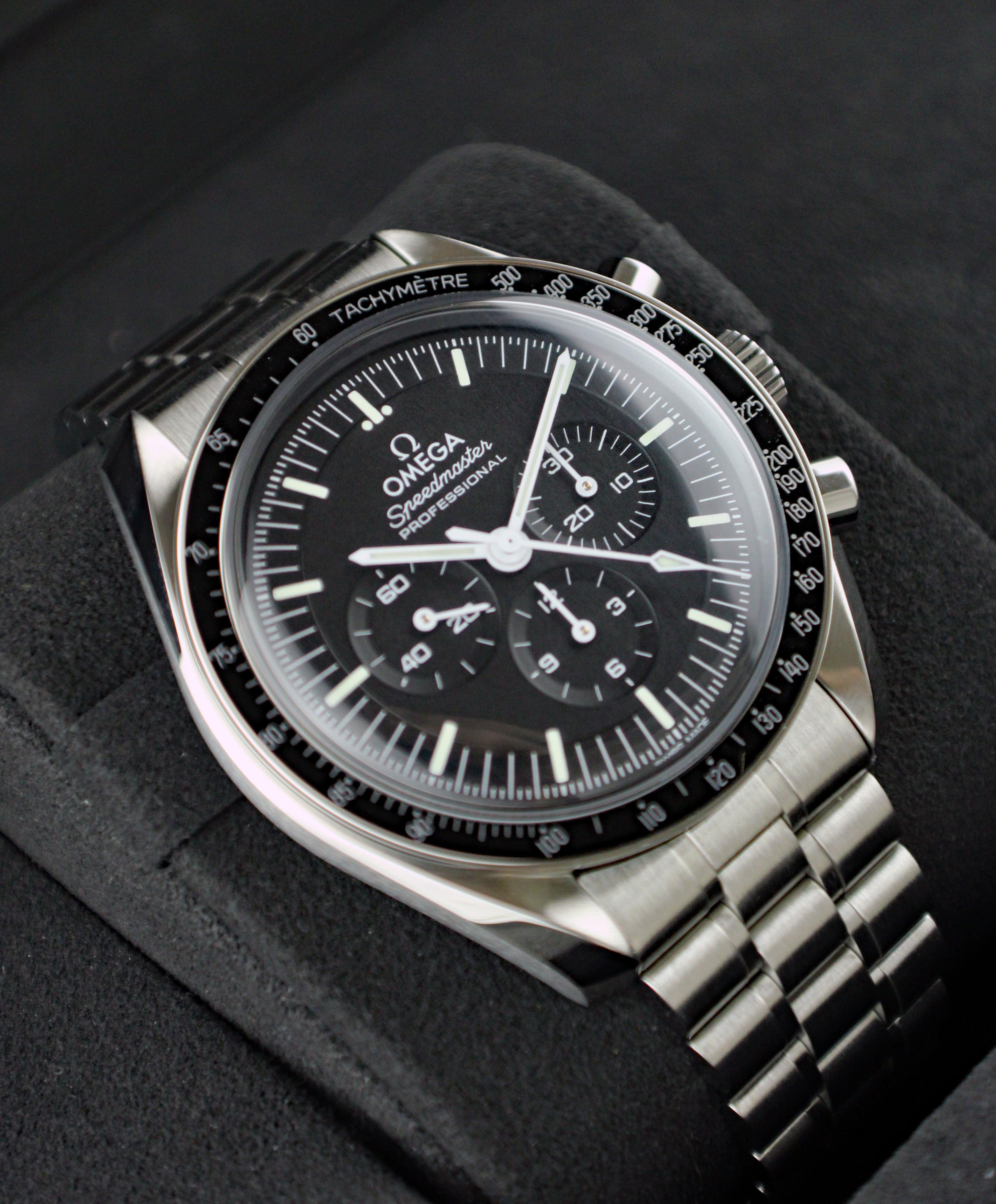 OMEGA Speedmaster Moonwatch Professional April 2025