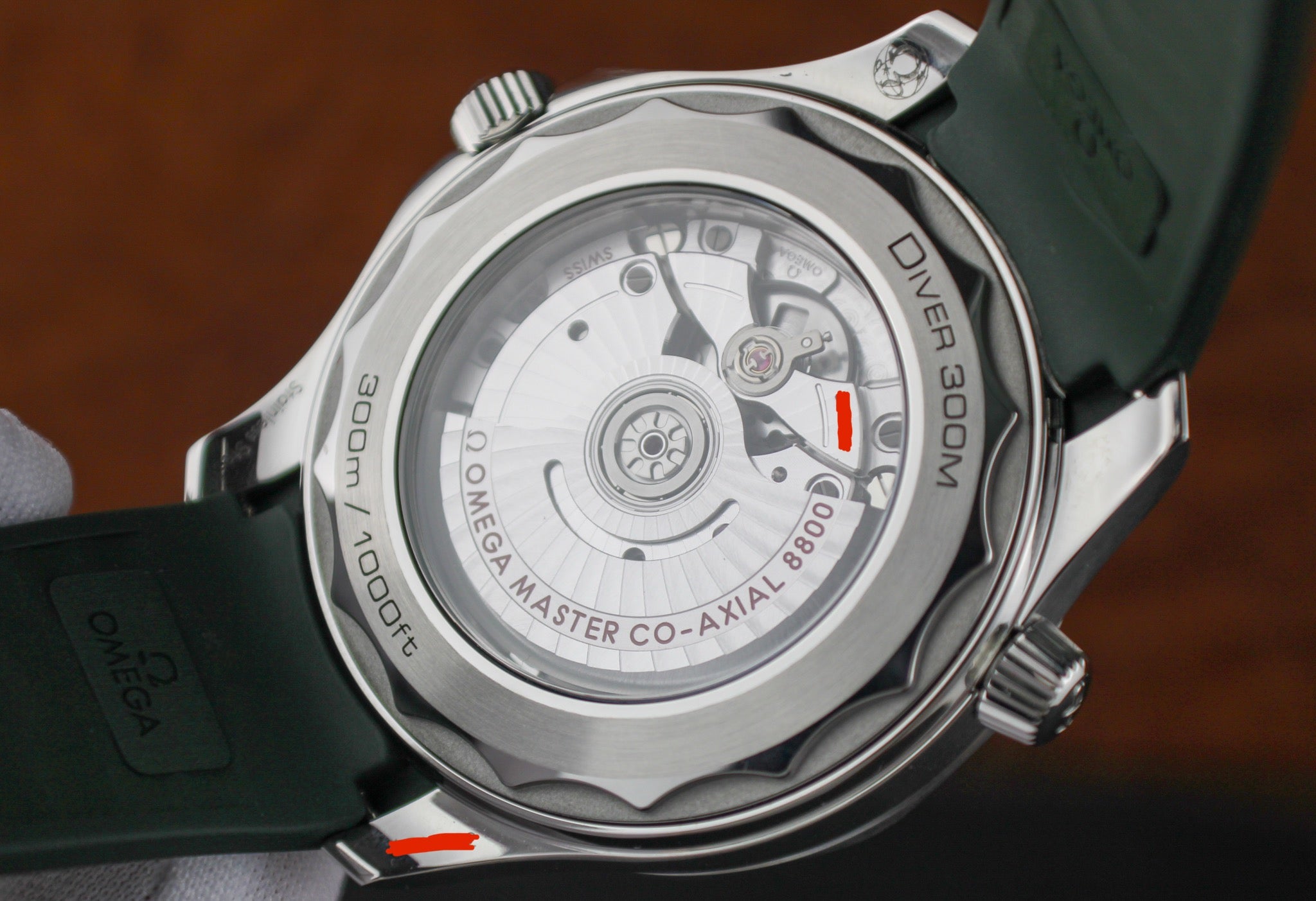 OMEGA Seamaster Diver 300M 210.30.42.20.10.001 Green “Seaweed” Rubber Tang