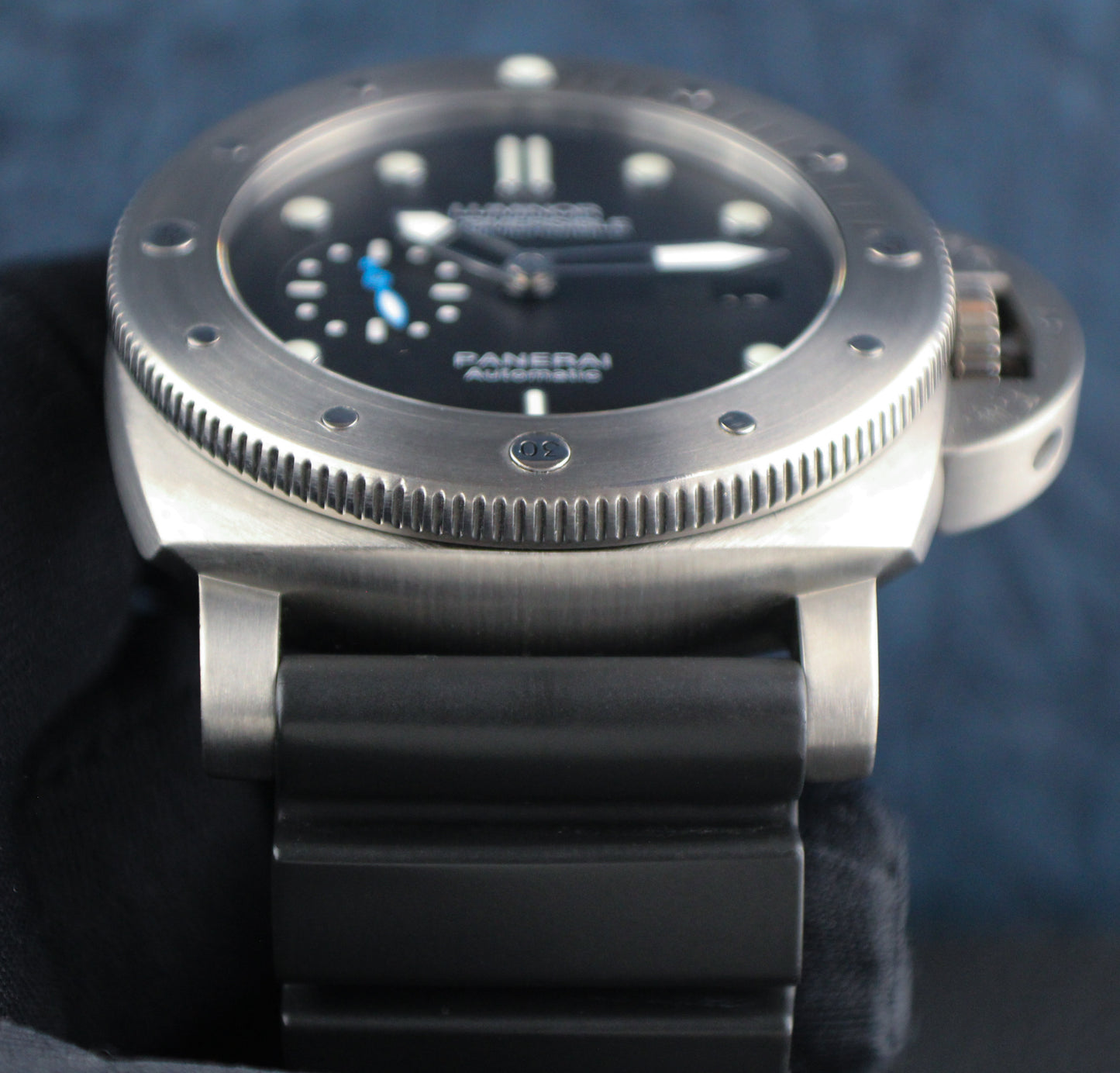 Panerai Luminor Submersible PAM01305 47mm Titanium Black dial