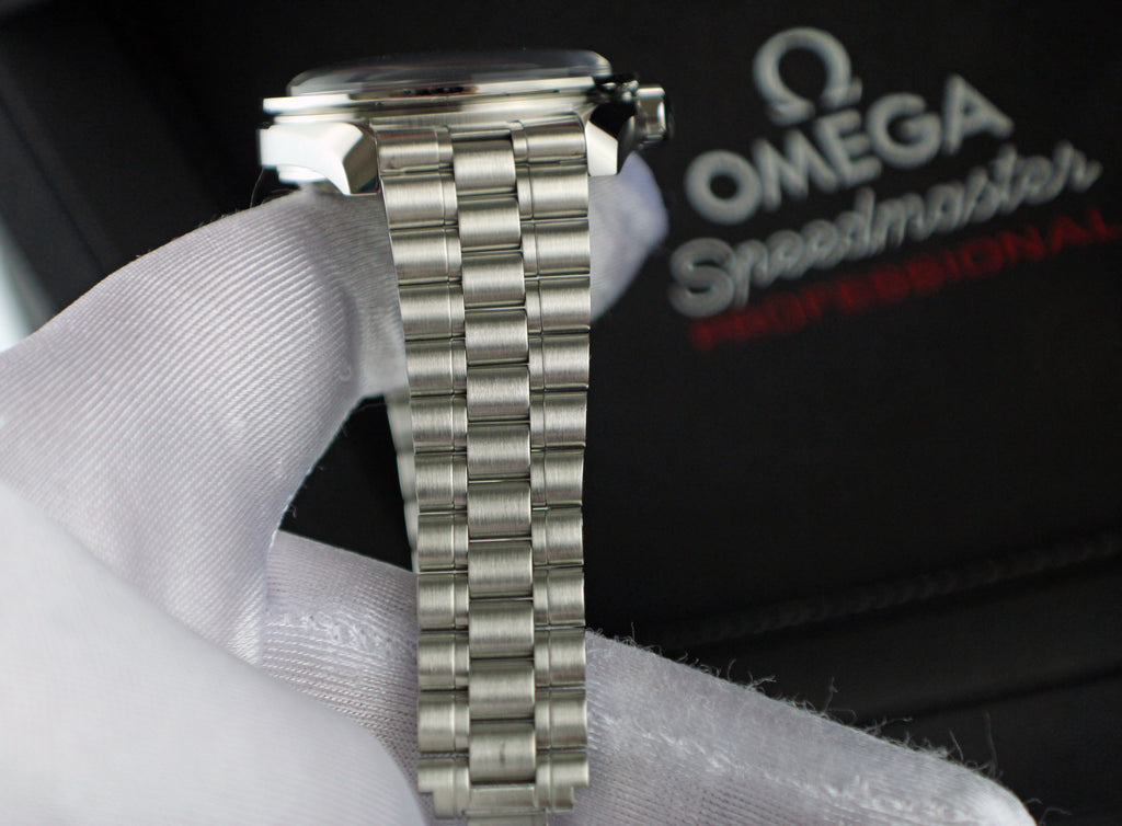 OMEGA Speedmaster Moonwatch Professional April 2025